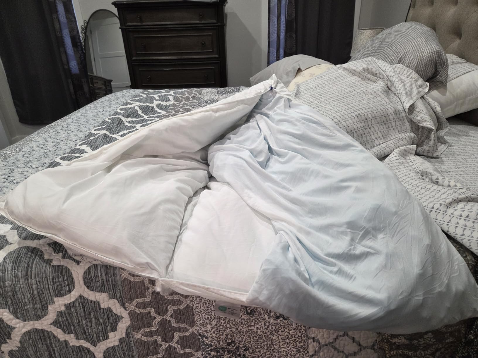 ACCURATEX Pillows King Size Set of 2, Hybrid Shredded Memory Foam Pillow[Adjustable Loft], Fluffy Down Alternative Fill Removable Cotton Cover, Firm Supportive Pillow for Side Back Sleepers customer photo 2