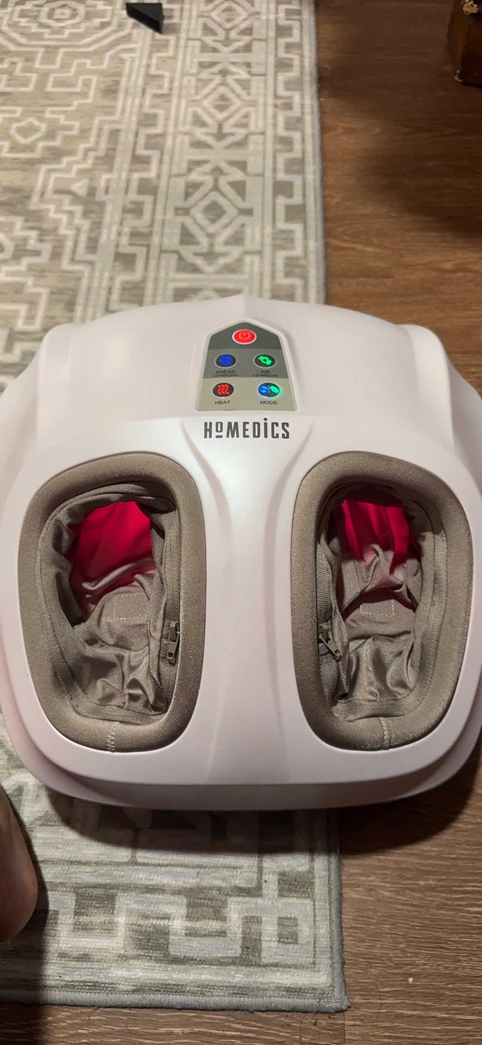 HoMedics Shiatsu Air 2.0 Foot Massager with Soothing Heat and Rhythmic Air Compression, 3 Customized Controls and Intensities, Washable Liner customer photo 1