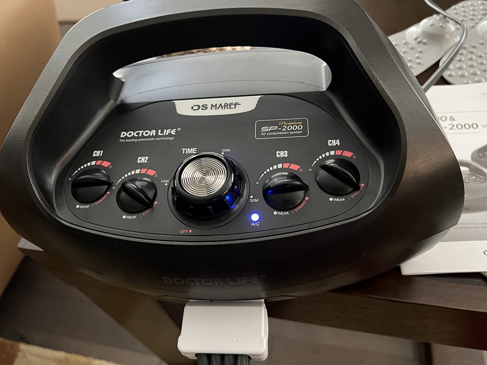 Doctor Life Sequential Air Compression Leg Massager: Device, Foot and Leg Recovery Boots - Improved Blood Circulation and Fast Sports Recovery (SP-2000, L) customer photo 1