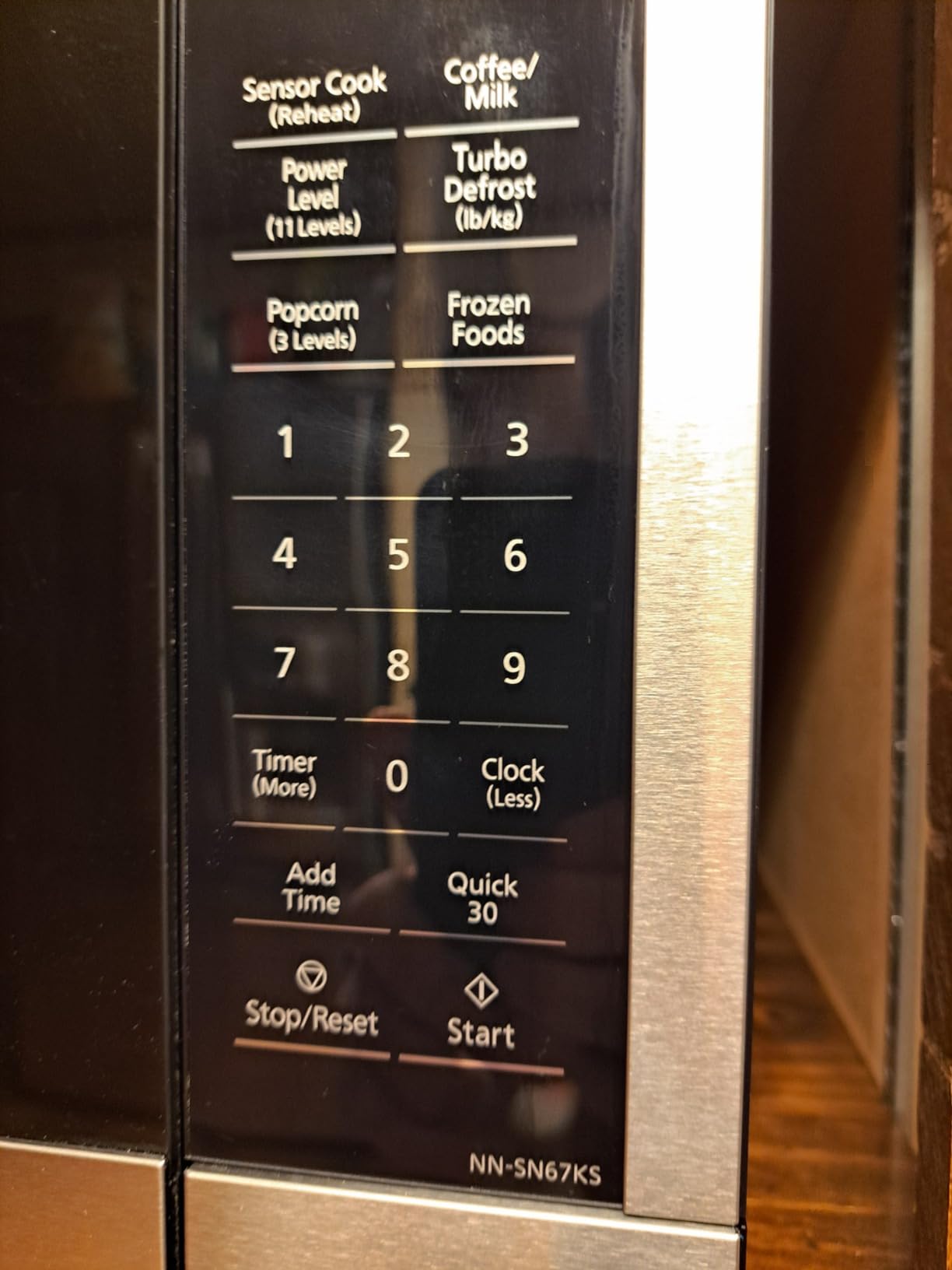 Panasonic NN-SN67KS Microwave Oven with Inverter Technology, 1.2 cu.ft, 1200W, Stainless Steel/Silver customer photo 2