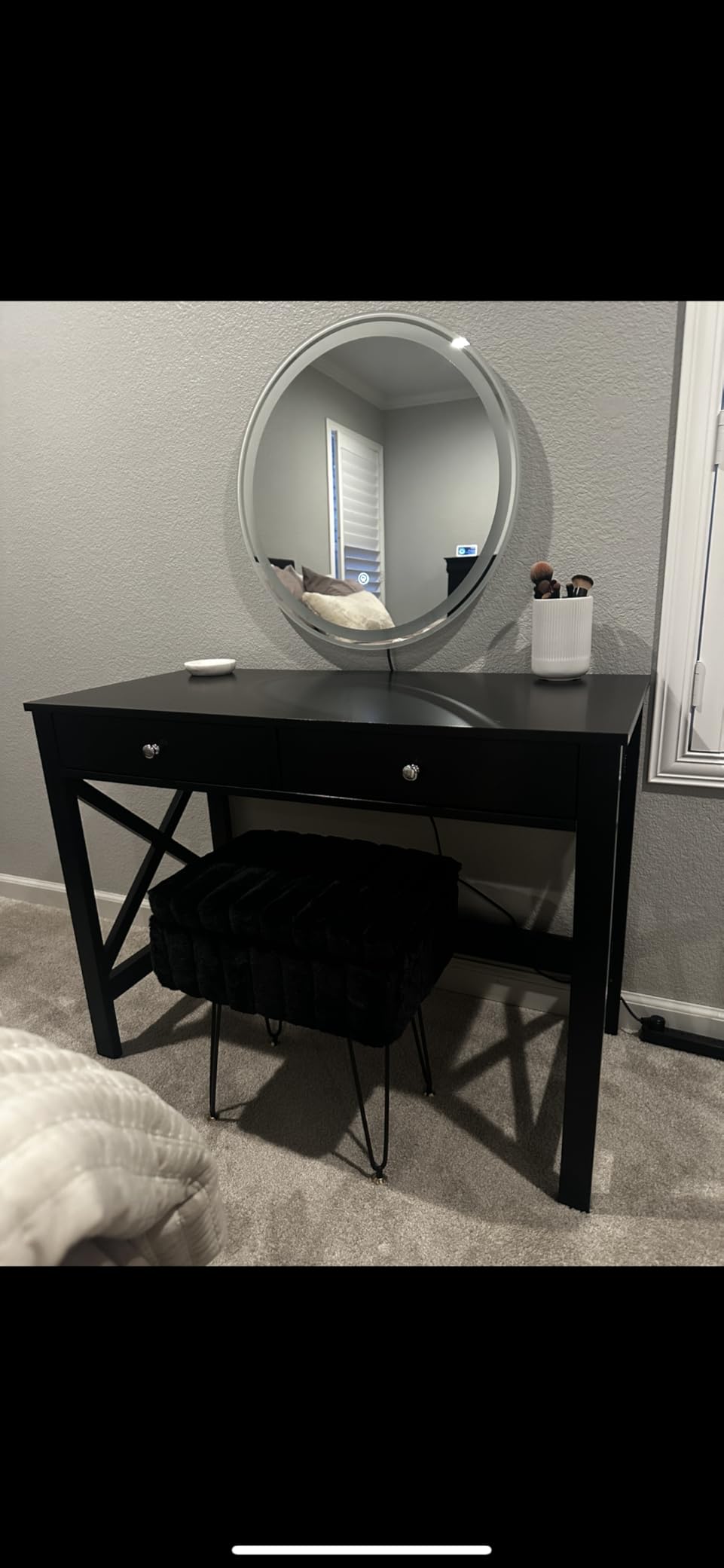 ChooChoo Computer Desk Study for Home Office, Modern Simple 40 Inches Desk with Drawers, Makeup Vanity Console Table, White customer photo 2