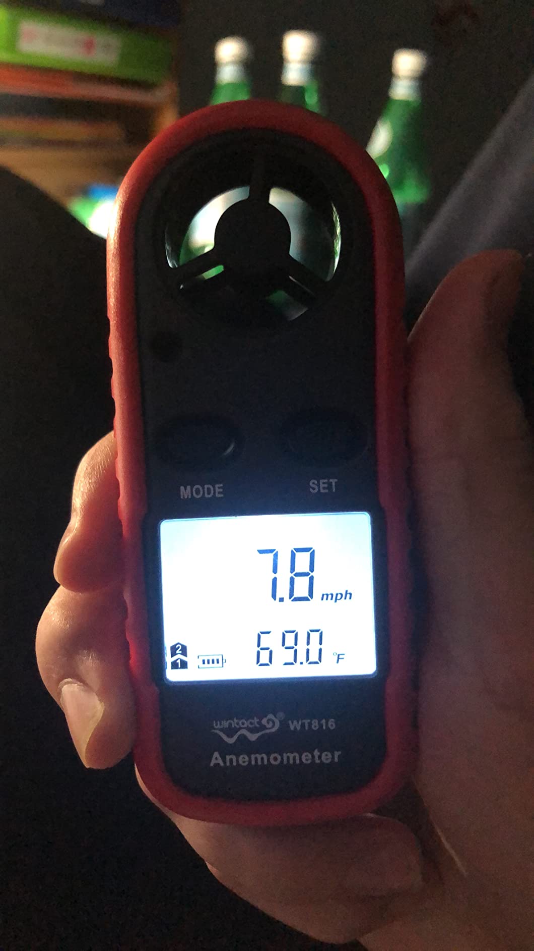Wintact Handheld Anemometer, Digital Wind Speed Meter Gauge, Air Flow Velocity Tester with Measuring Wind Temperature 14°F to 113°F for HVAC Duct Outdoor Kite Boat Sailing Surfing (WT816) customer photo 1