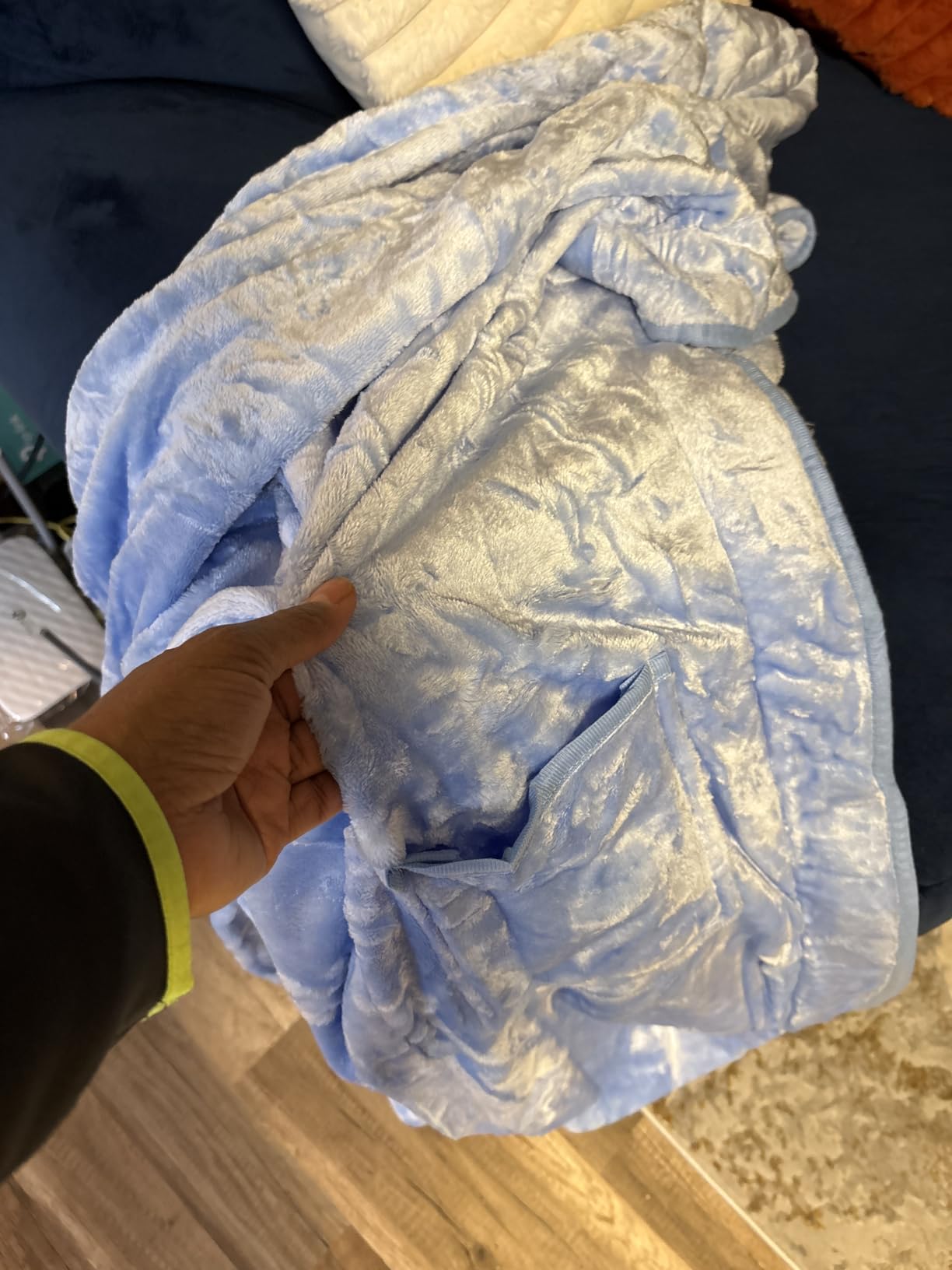 NY Threads Premium Womens Robe with Hood, Plush Fleece Long Bath Robe for Women, Fluffy Soft Women's Bathrobe customer photo 2