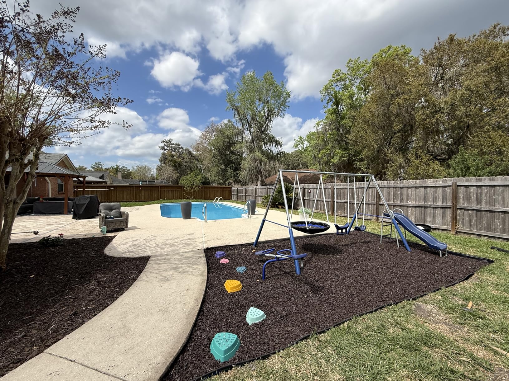 Free N Swing - 7 User / 5 Station Swing Set, Outdoor for Kids with 5' Slide, Easy Assembly Playground Set with Galvanized Metal Frame for Backyards, by XDP Recreation customer photo 1
