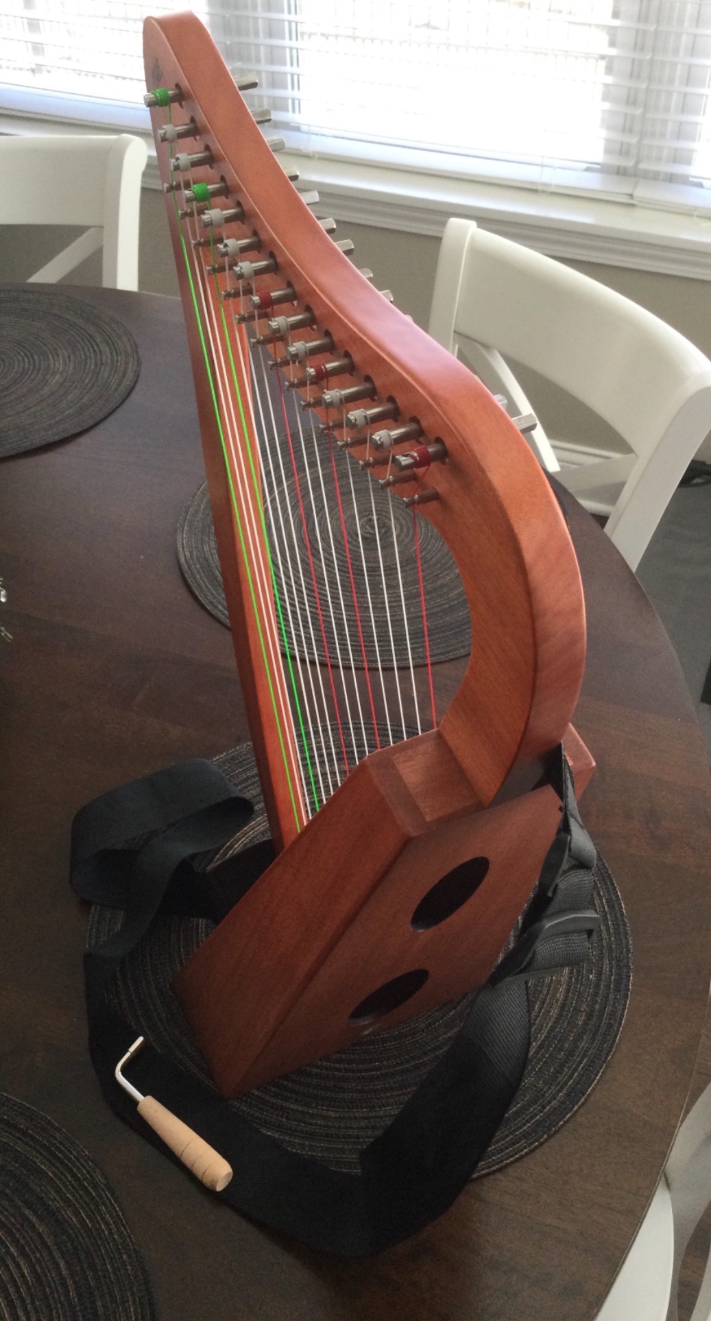 AKLOT Harp 15 Strings Mahogany Harp 22 Inch Height for Adult Kids Beginner with Tuning Wrench, Black Gig Bag, Strap, Spare Strings customer photo 2