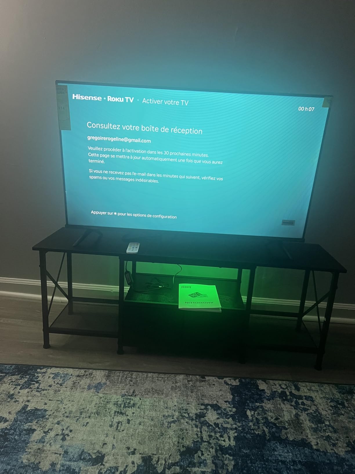 Hisense 32-Inch Class H4 Series LED Roku Smart TV with Alexa Compatibility (32H4F, 2020 Model) customer photo 1