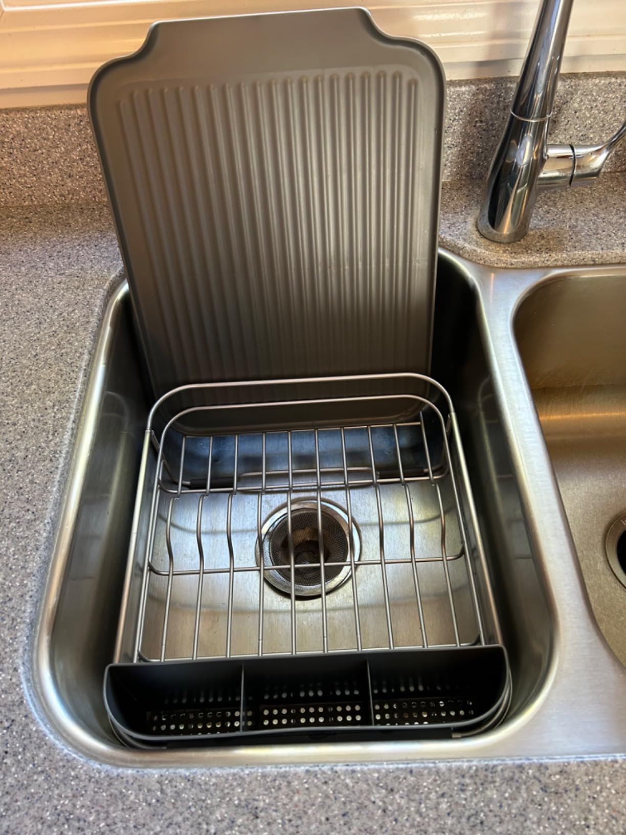 KitchenAid Compact, Space Saving Rust Resistant Dish Rack, with Angled Self Draining Drain Board and Removable Flatware Caddy, 16.06-Inch, Gray customer photo 1