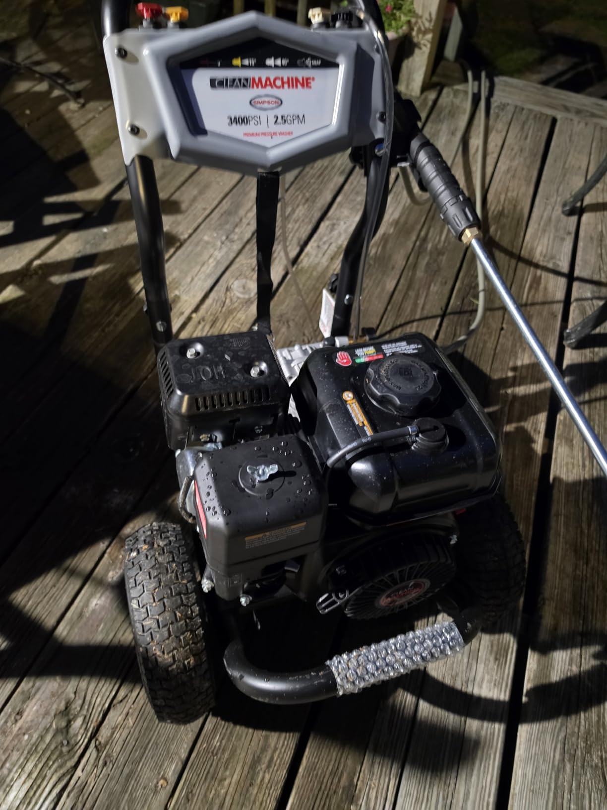 Simpson 3400 PSI Gas Pressure Washer, 2.5 GPM Residential Power Washer, Cold Water, 25' Hose, Clean Machine, 49-State Compliant (CM61083) customer photo 2