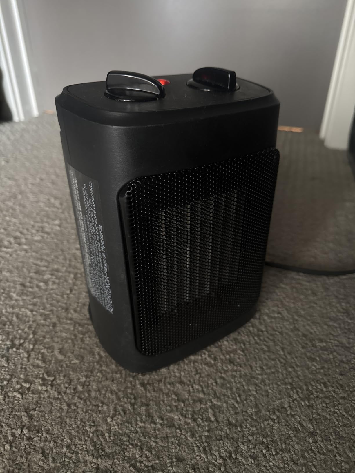 Space Heater, 1500W Electric Heaters Indoor Portable with Thermostat, PTC Fast Heating Ceramic Room Small Heater with Heating and Fan Modes for Bedroom, Office and Indoor Use customer photo 2