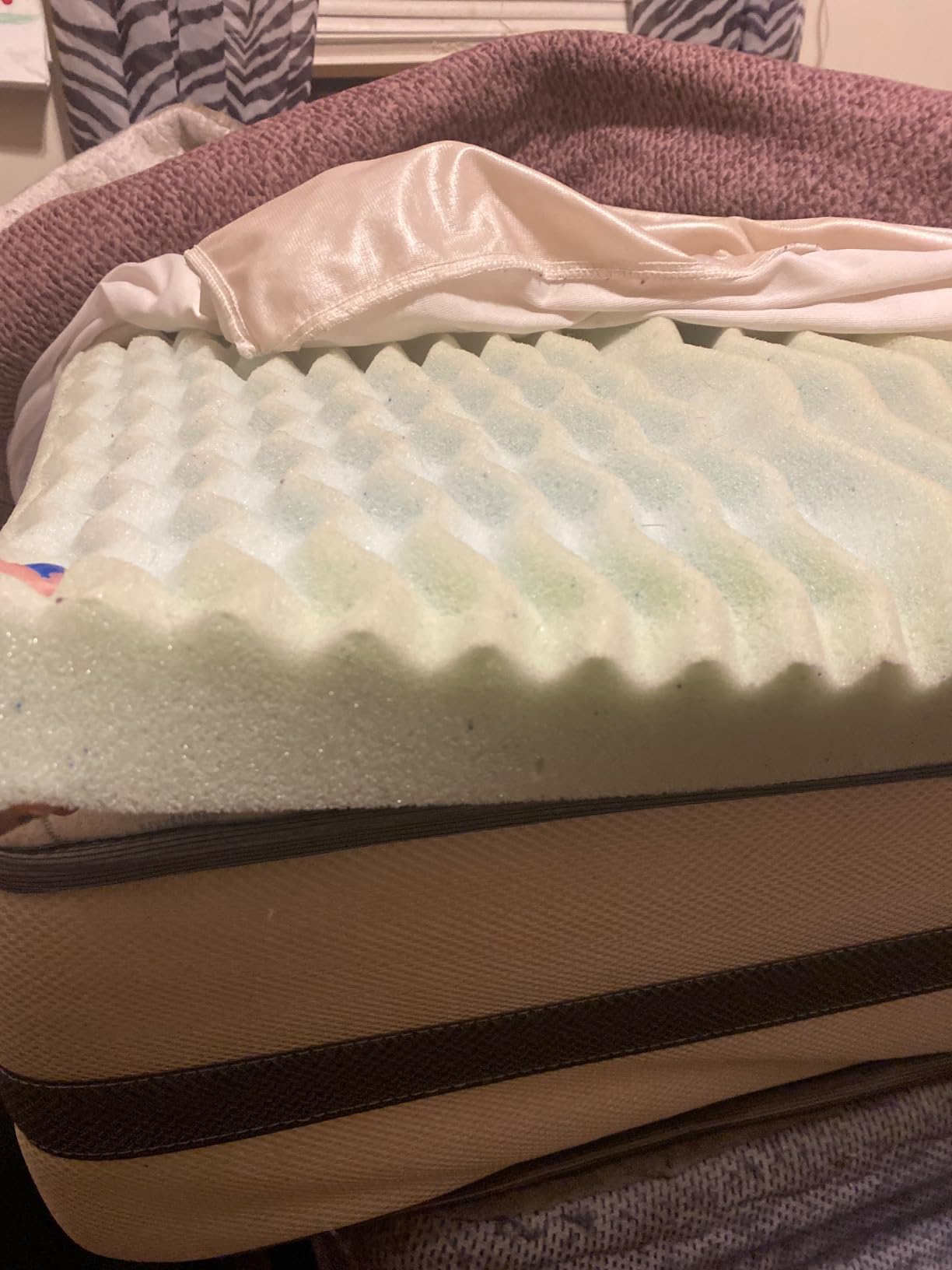 LUCID 3 Inch Gel Memory Foam Mattress Topper, Queen size - 5 Zones - Cooling Gel Infusion - CertiPur Certified Foam customer photo 2