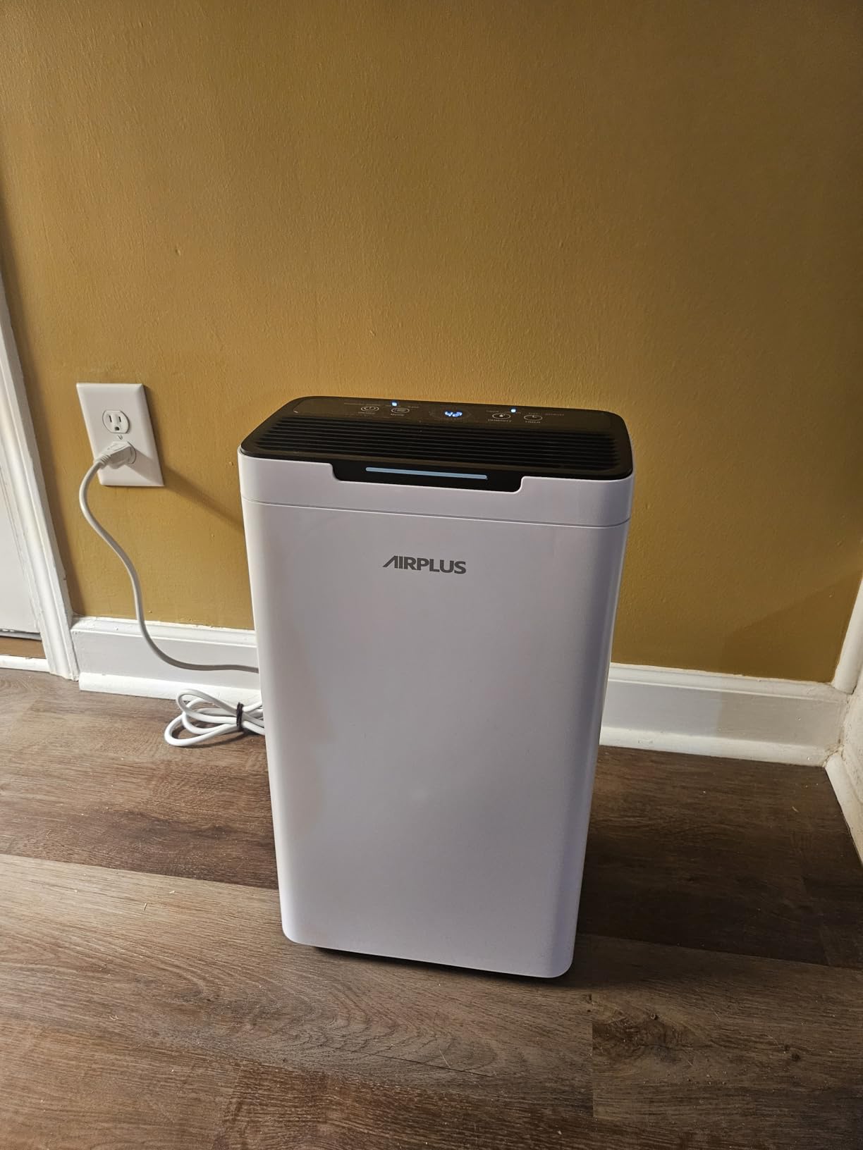 AIRPLUS 5000 Sq. Ft Dehumidifier for Home and Basement, 80 Pint Portable Dehumidifiers with Drain Hose for Large Room, Quiet Sleep Mode Dehumidifier for Bedroom, RV De humidifier for Inside Camper customer photo 2