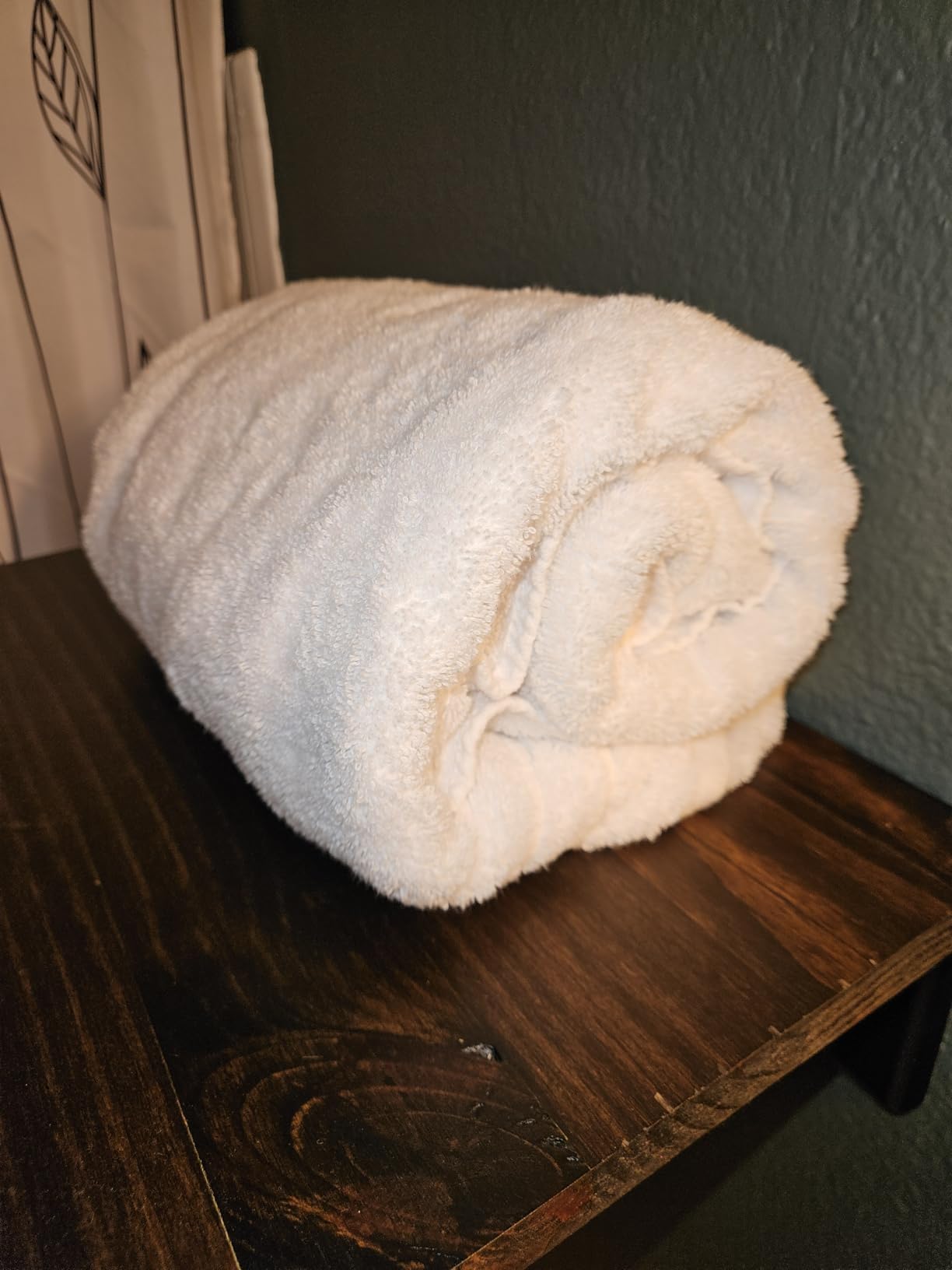 Tens Towels Pack of 4 Extra Large Bath Towels 30 x 60 Inches, 100% Cotton, Larger & Lighter Weight, Quicker to Dry, Super Soft and Absorbent, Perfect for Bathroom, Dark Grey customer photo 1