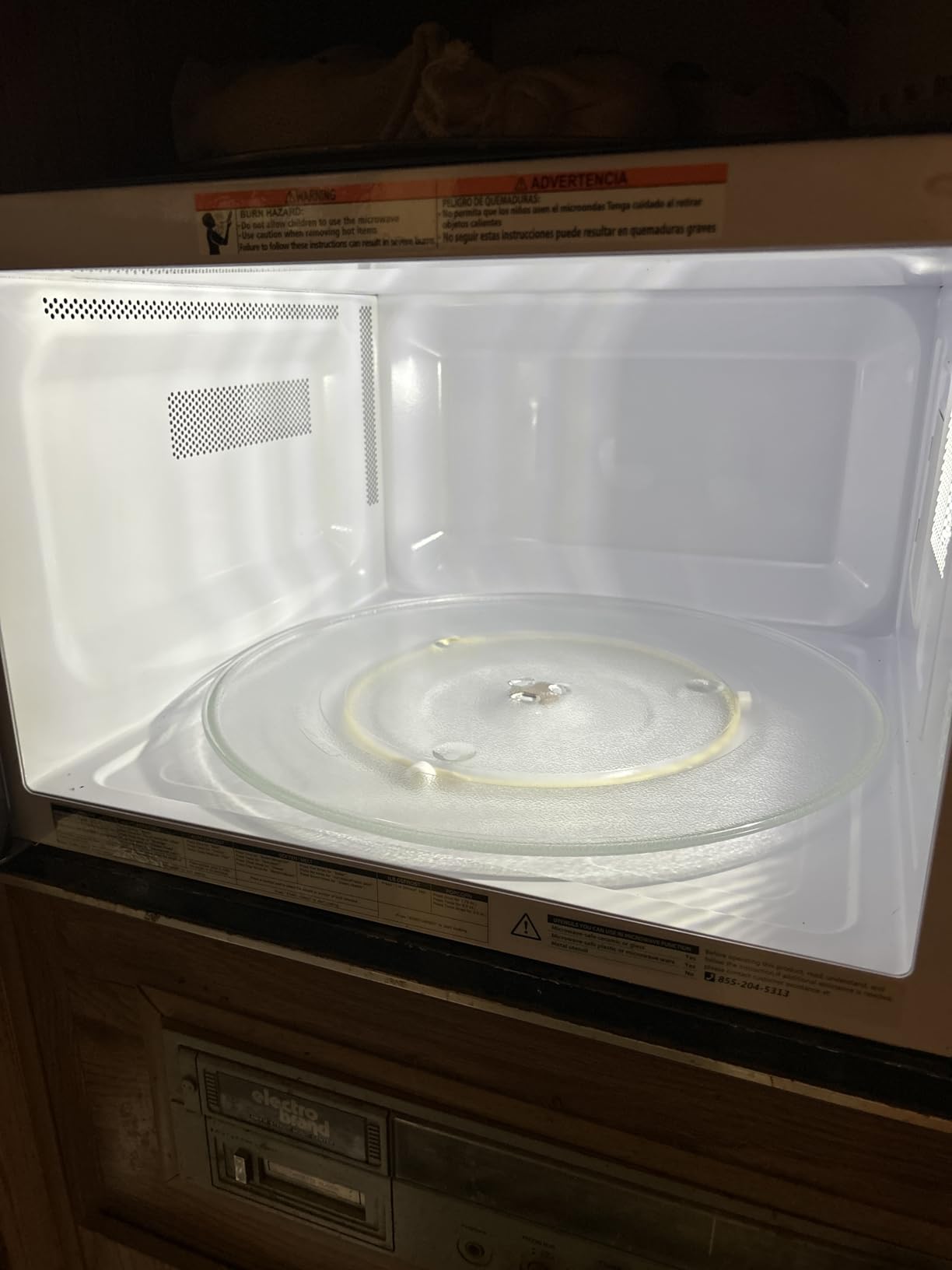 Toshiba ML-EM62P(SS) Large Countertop Microwave Oven with Smart Sensor, Auto Defrost, Mute Function, ECO Mode, with 16.5 inch Position Memory Turntable, 1200W, 2.2 Cu. Ft., Stainless Steel customer photo 1