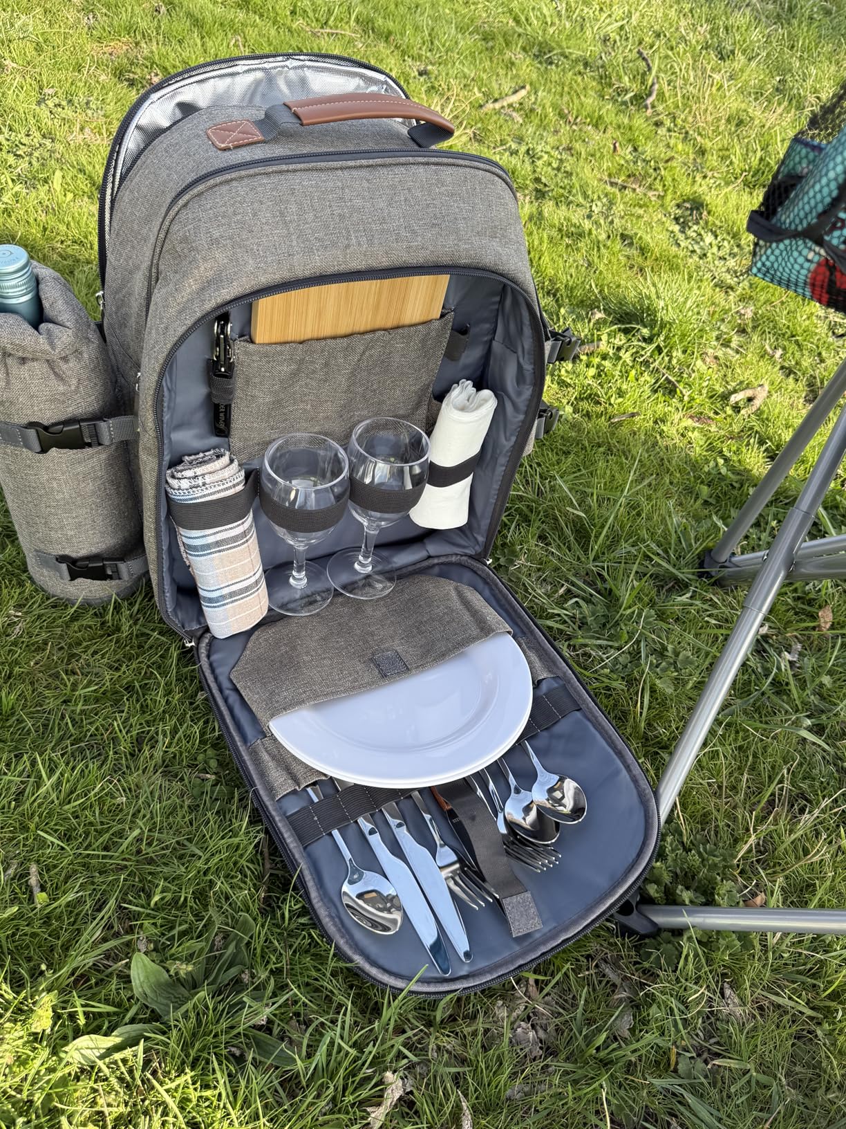 Sunflora Picnic Backpack for 2 Person Set Pack with Insulated Waterproof Pouch for Couple Outdoor Camping (Navy) customer photo 1