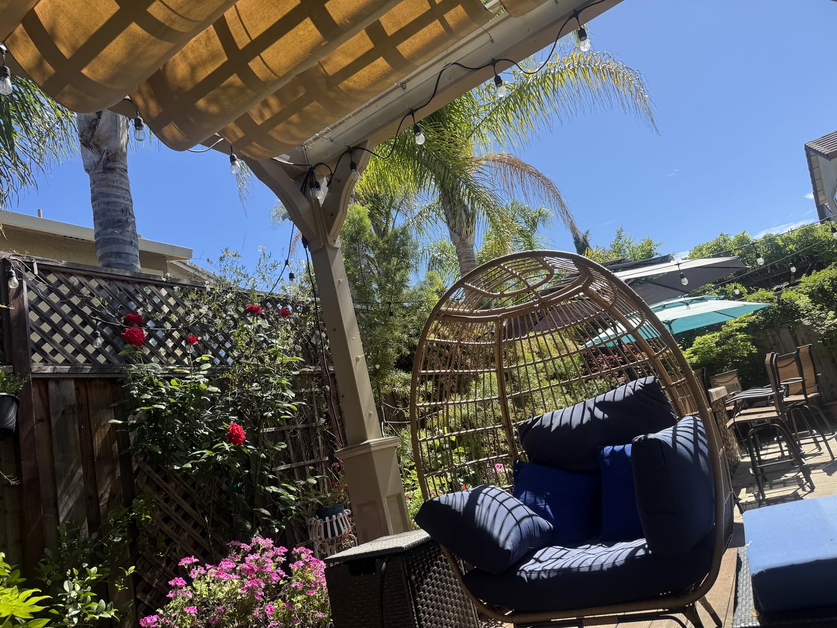 Best Choice Products Wicker Egg Chair, Oversized Indoor Outdoor Lounger for Patio, Backyard, Living Room w/ 4 Cushions, Steel Frame, 440lb Capacity - Ivory customer photo 2