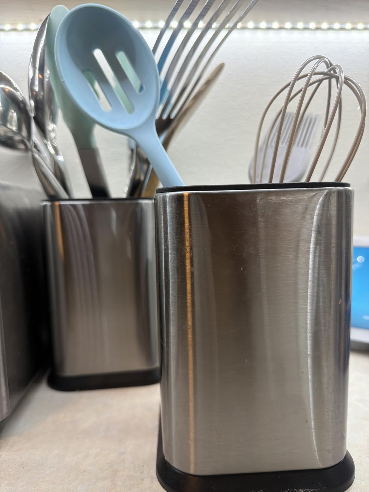 RedCall Stainless Steel Kitchen Utensil Holder for Countertop, Spoon Spatula Organizer, Modern Rectangular Large Cooking Utensil Caddy Counter, Utensil Crock Silver customer photo 2