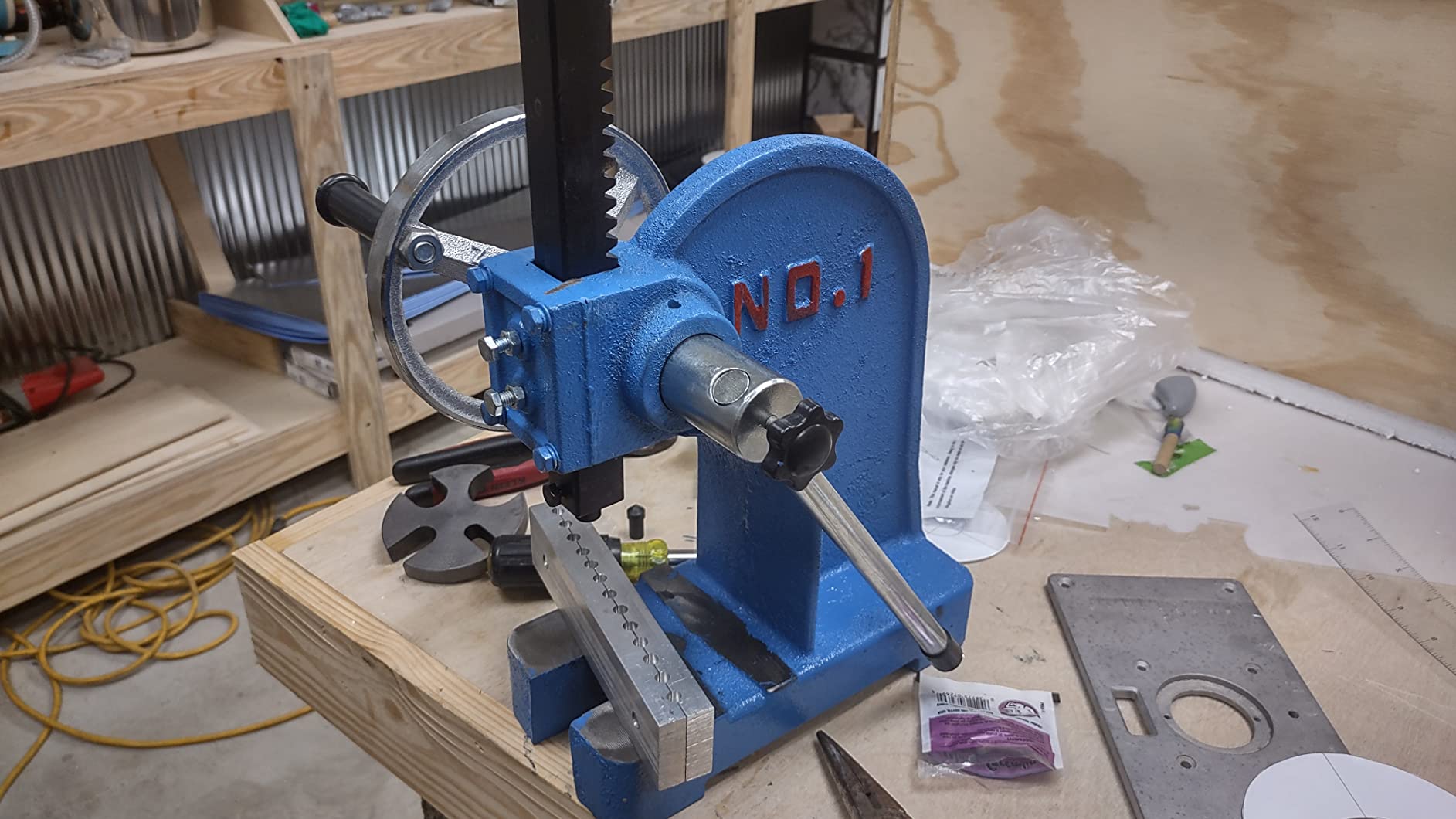 Arbor Press 1 Ton, Ratchet Leverage Press with Handwheel, 5.5