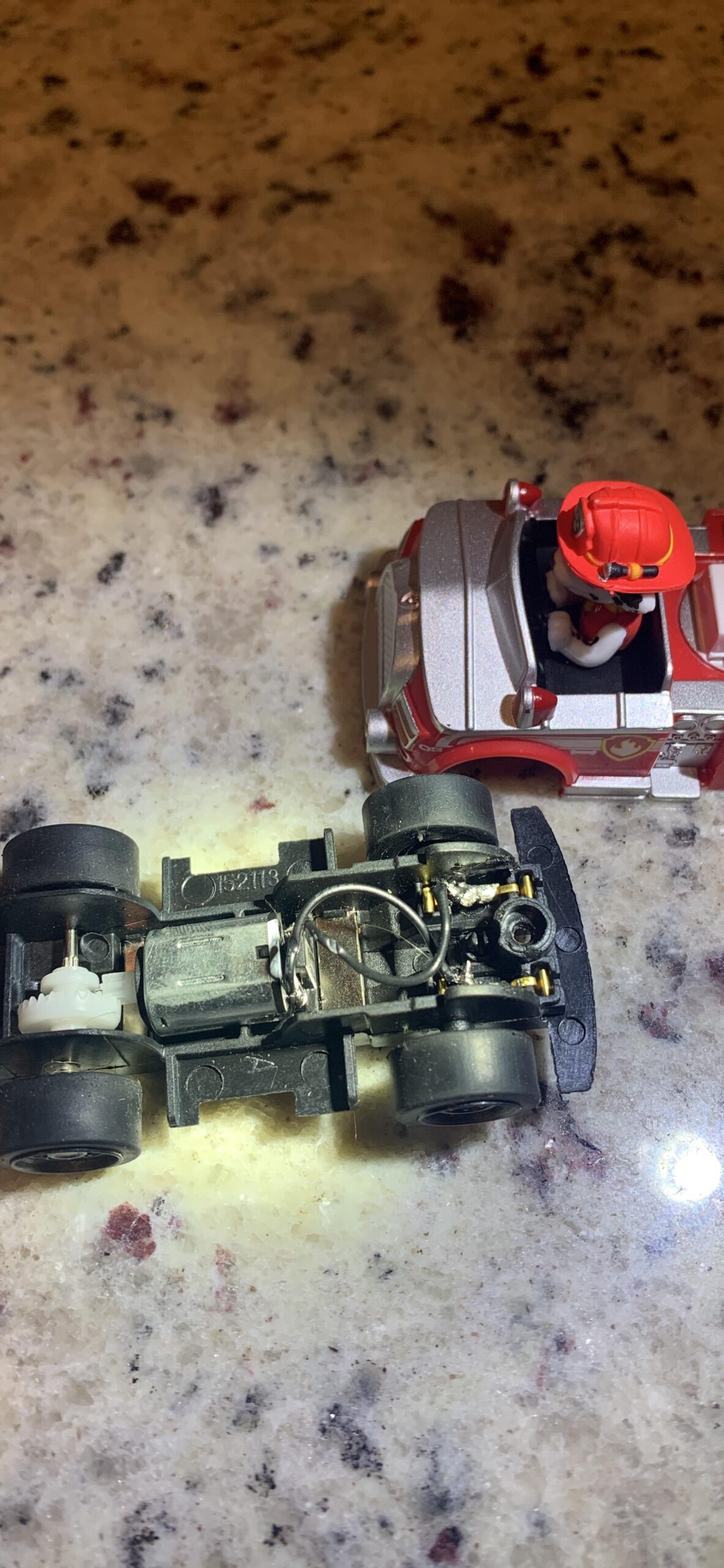 Carrera First Disney/Pixar Cars - Slot Car Race Track - Includes 2 Cars: Lightning McQueen and Dinoco Cruz - Battery-Powered Beginner Racing Set for Kids Ages 3 Years and Up customer photo 2