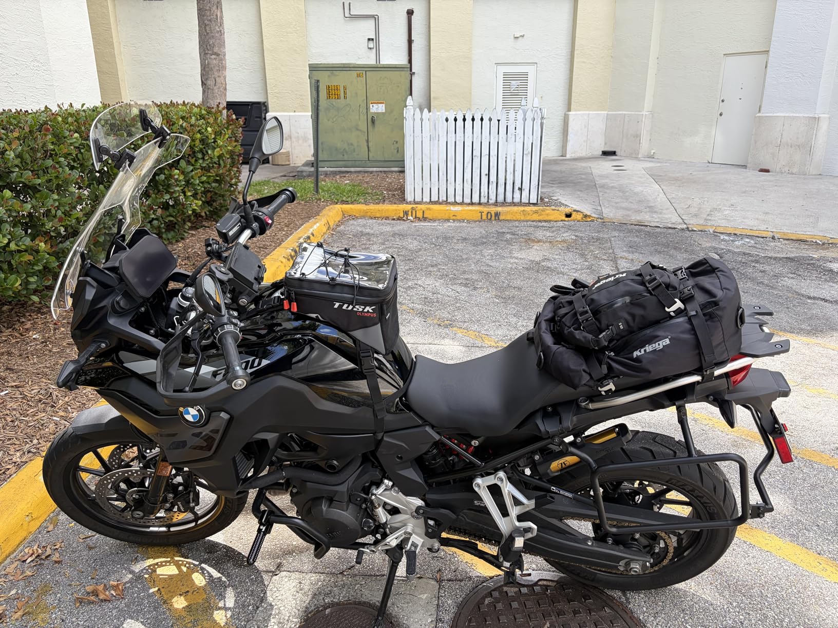 TUSK Olympus Tank Bag Large - 8L Motorcycle Luggage, Black/Grey, Waterproof Zippers, Phone Map Pocket, Fits ADV, Dual Sport, Touring, and Dirt Bikes customer photo 2