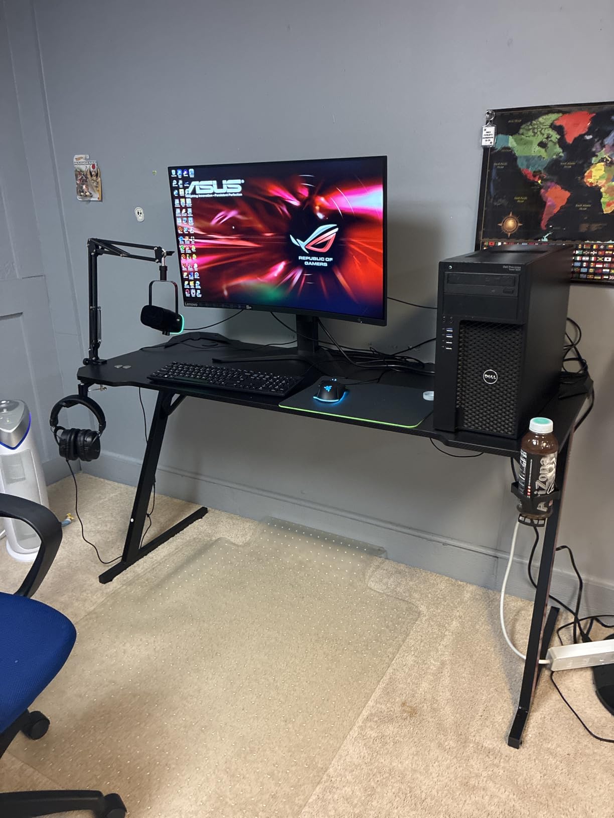 Homall Gaming Computer Desk with Carbon Fiber Surface, Gaming Table Z Shaped Pc Home Office with Cup Holder&Headphone Hook(44 in, Grey) customer photo 1