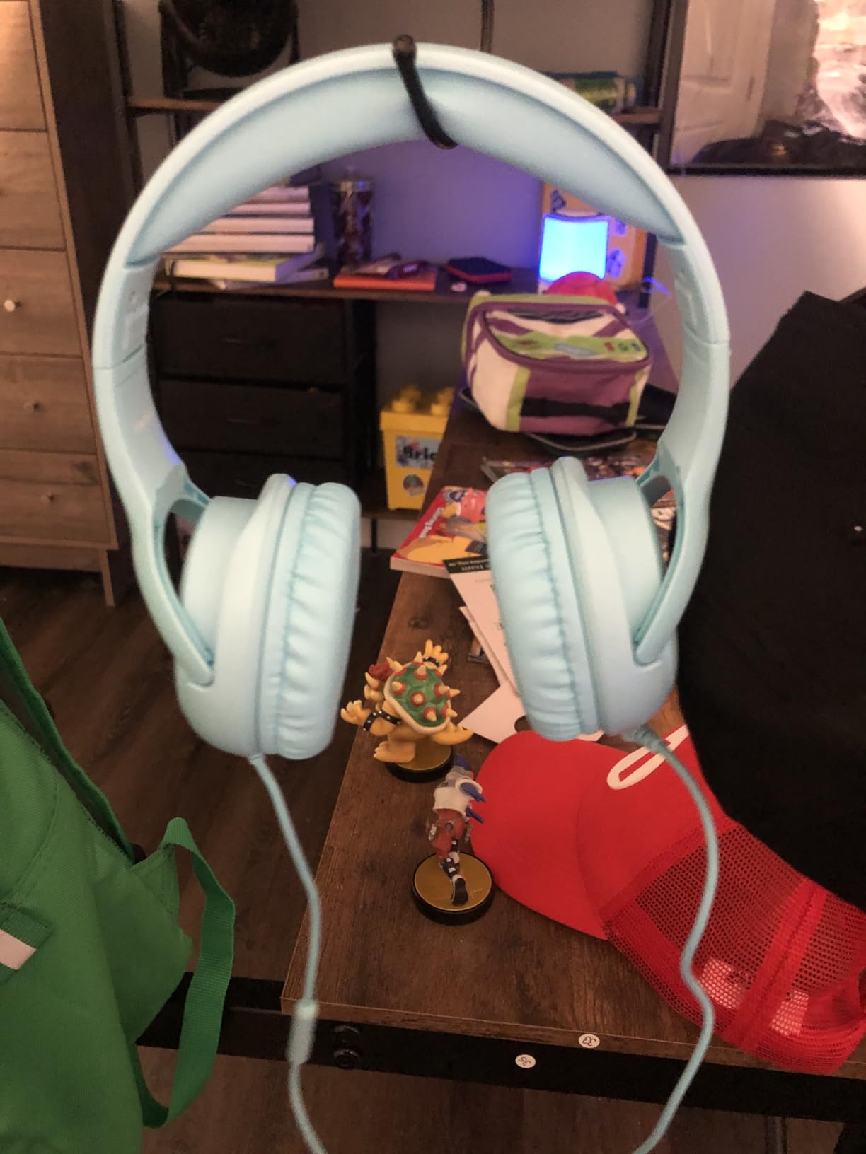 awatrue Kids Headphones Wired - Toddler Headphones with Microphone, Over-Ear Headphones, 85/94dB Volume-Limiting, 3.5mm Jack, Foldable On-Ear Design - Safe & Comfortable for Learning & Entertainment customer photo 1