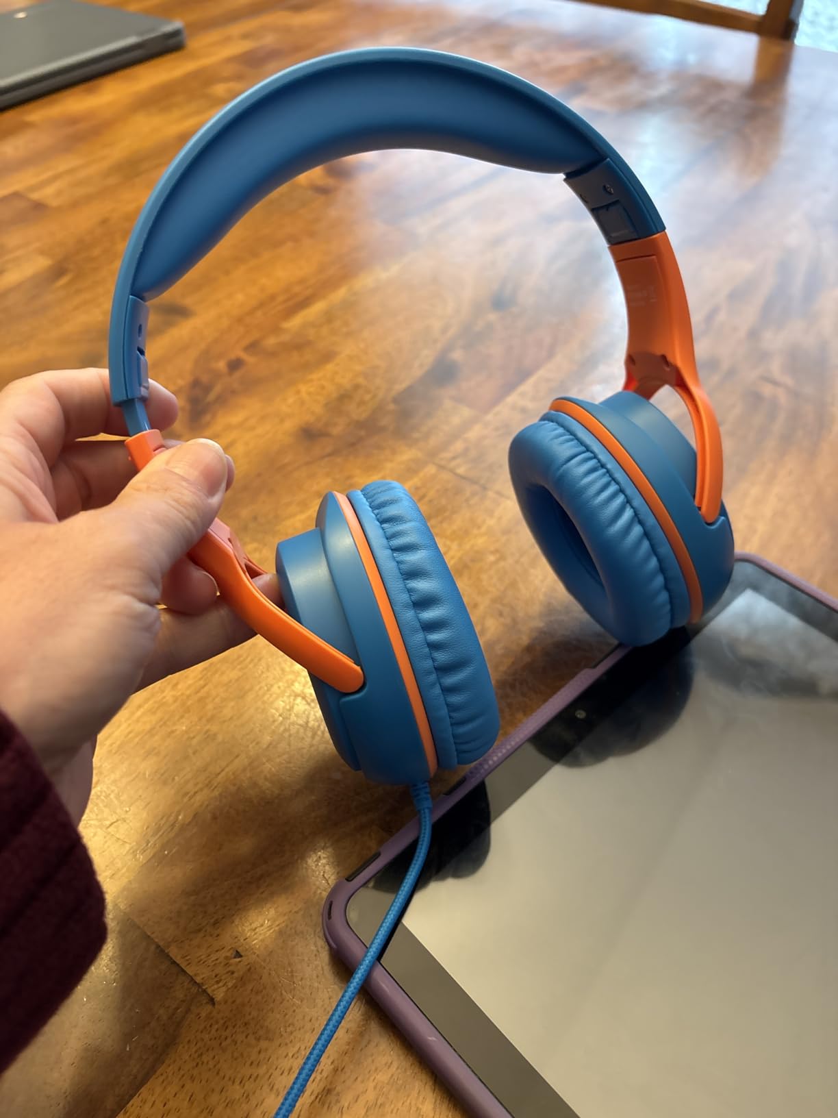 awatrue Kids Headphones Wired - Toddler Headphones with Microphone, Over-Ear Headphones, 85/94dB Volume-Limiting, 3.5mm Jack, Foldable On-Ear Design - Safe & Comfortable for Learning & Entertainment customer photo 2