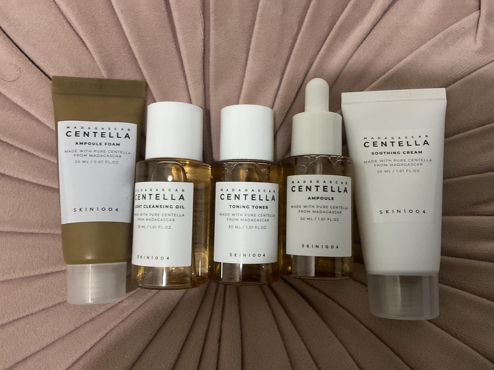 SKIN1004 Centella Travel Kit, Korean Skin Care Set with Toner, Moisturiser, Serum, Cleansing Oil & Cleanser, Travel Size Set with Madagascar Centella customer photo 2