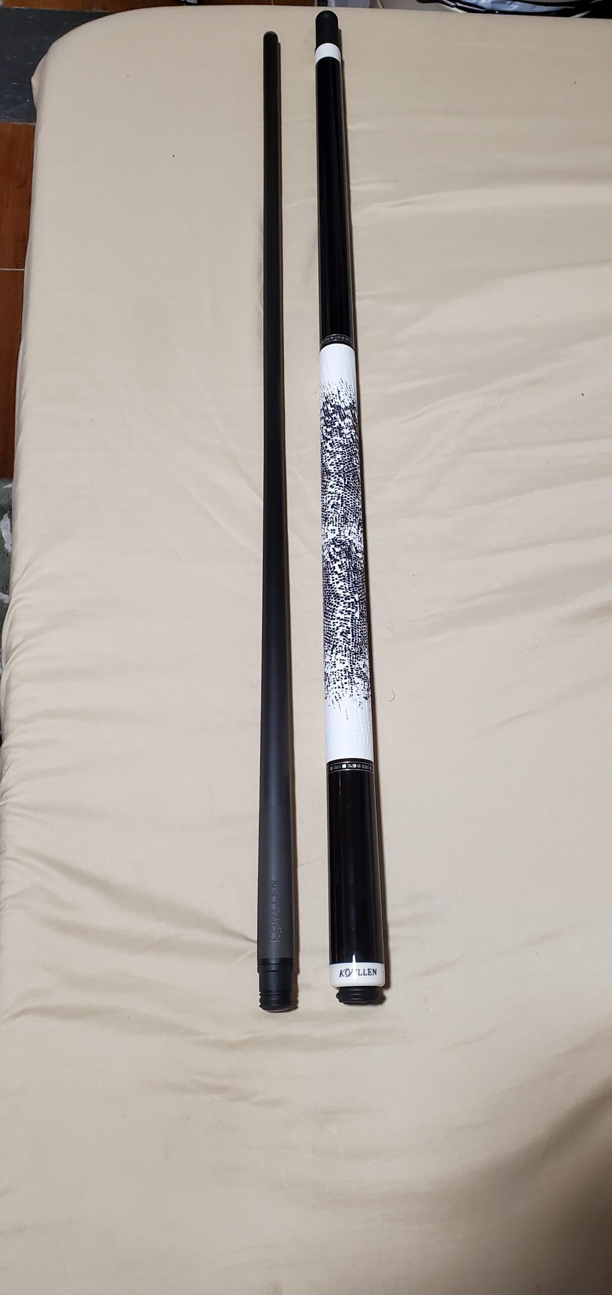 KONLLEN 2.0 Carbon Fiber Pool Cue, Low Deflection Shaft with Pro Taper, Ebony Inlay Design, 12.5mm / 11.8mm Tip, Adjustable Weight System customer photo 2