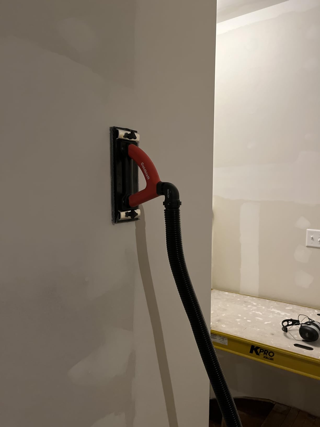 Goldblatt Dust Free Hand Sander, Dustless Drywall Vacuum Sander, with 6.5 ft Hose, Sanding Pad, Adapter customer photo 2