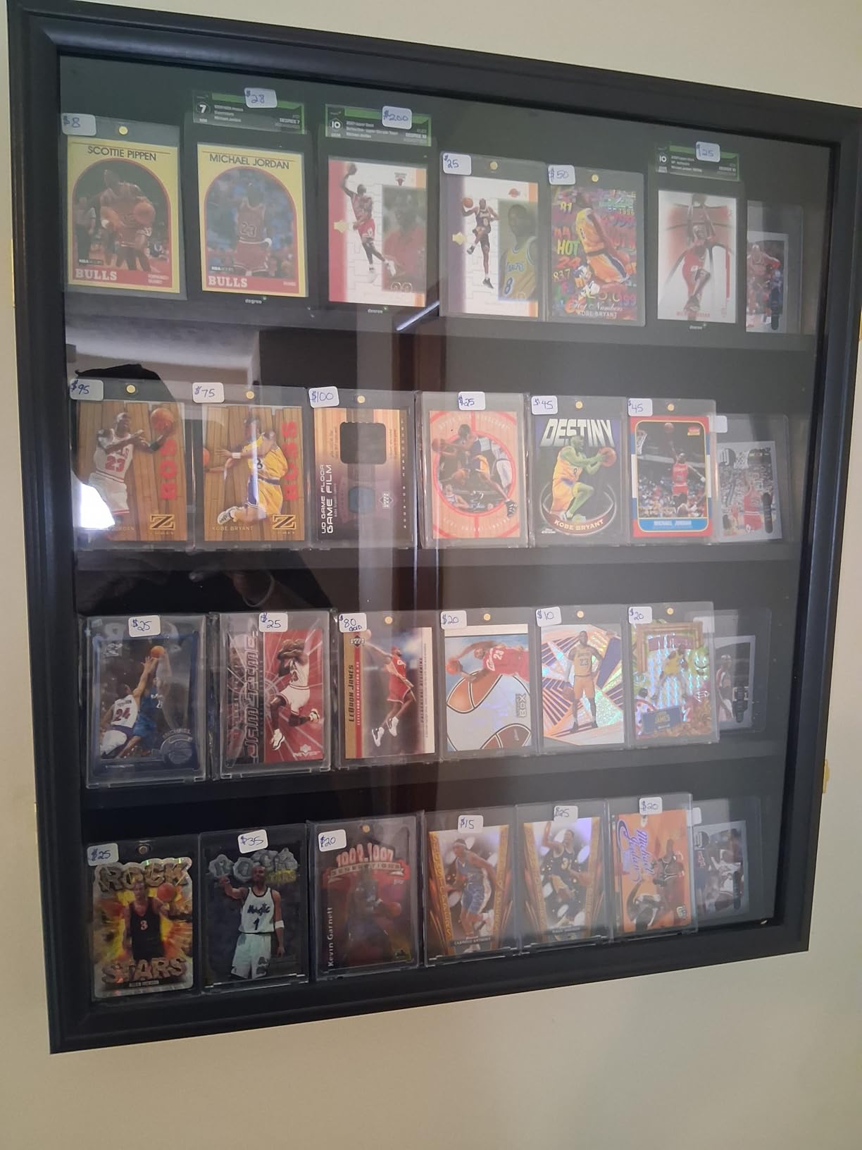 Grintus Baseball Card Display Case 24 Graded Sport Card Display Case Wall Mount with Clear View and UV Protection Acrylic Door for Baseball Football Basketball Hockey Trading Card Collection, Black customer photo 1