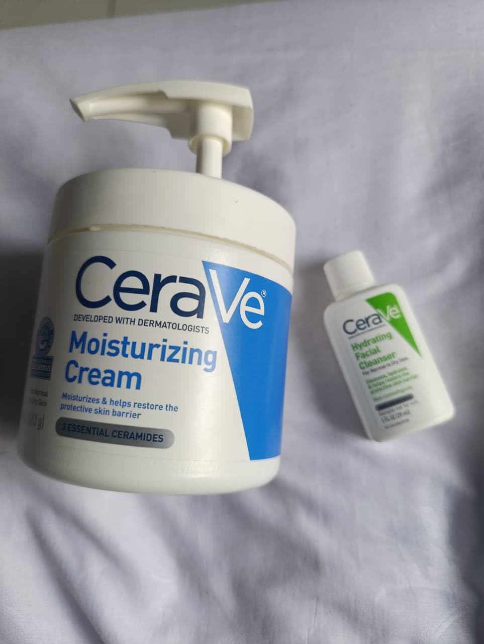 CeraVe Hydrating Skin Care Set, 8oz Moisturizing Cream & 8oz Hydrating Facial Cleanser, Ceramides + Hyaluronic Acid Moisturizer and Face Wash customer photo 2