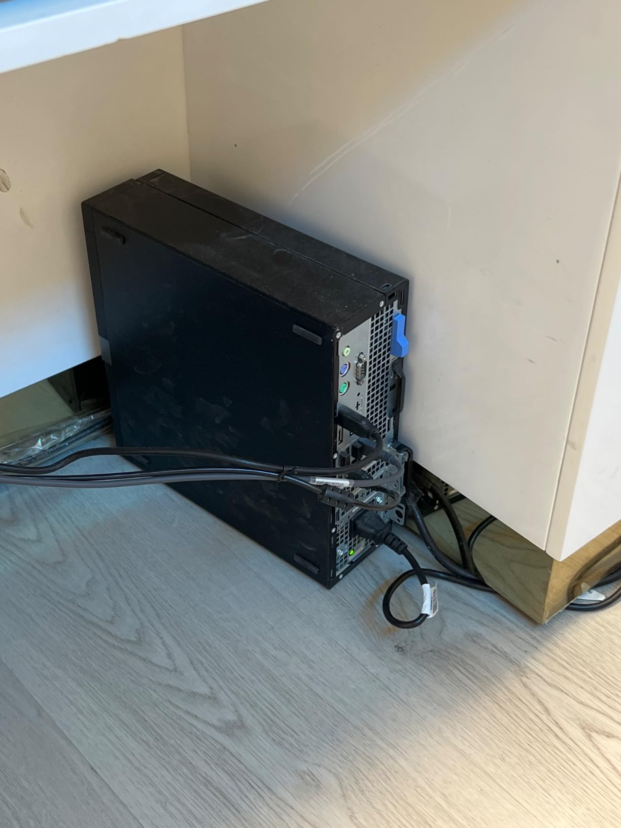 Dell OptiPlex 7070 SFF Desktop Computer PC, Intel 8 Core i7-9700 3.0GHz up to 4.70GHz, 32GB DDR4 Ram, New 1TB NVMe M.2 SSD, AX210 Built-in WiFi 6E, Windows 11 Pro, Wireless Keyboard & Mouse (Renewed) customer photo 2