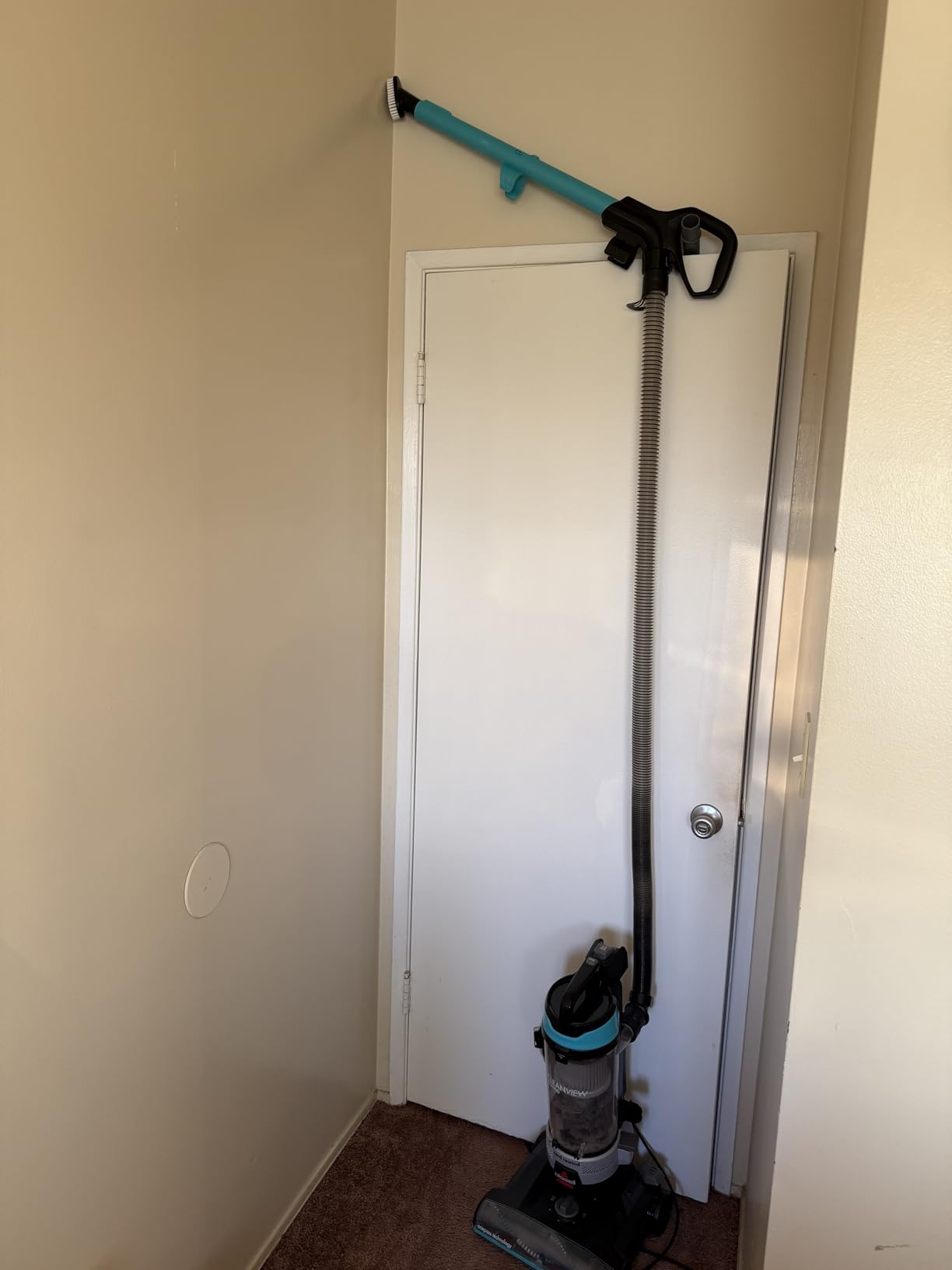 Bissell CleanView Upright Vacuum with Active Extension Wand, XL 2L Dirt Tank Capacity, Powerful Suction & OnePass Technology for Carpets & Hard Floors, 3536 customer photo 2