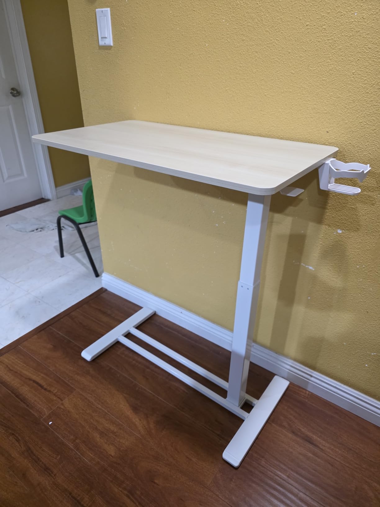 FLEXISPOT H7 Adjustable Overbed Bedside Table with Wheels Pneumatic Mobile Standing Desk Laptop Desk Rolling Computer Cart Movable Overbed Table Hospital Home Use (27.6