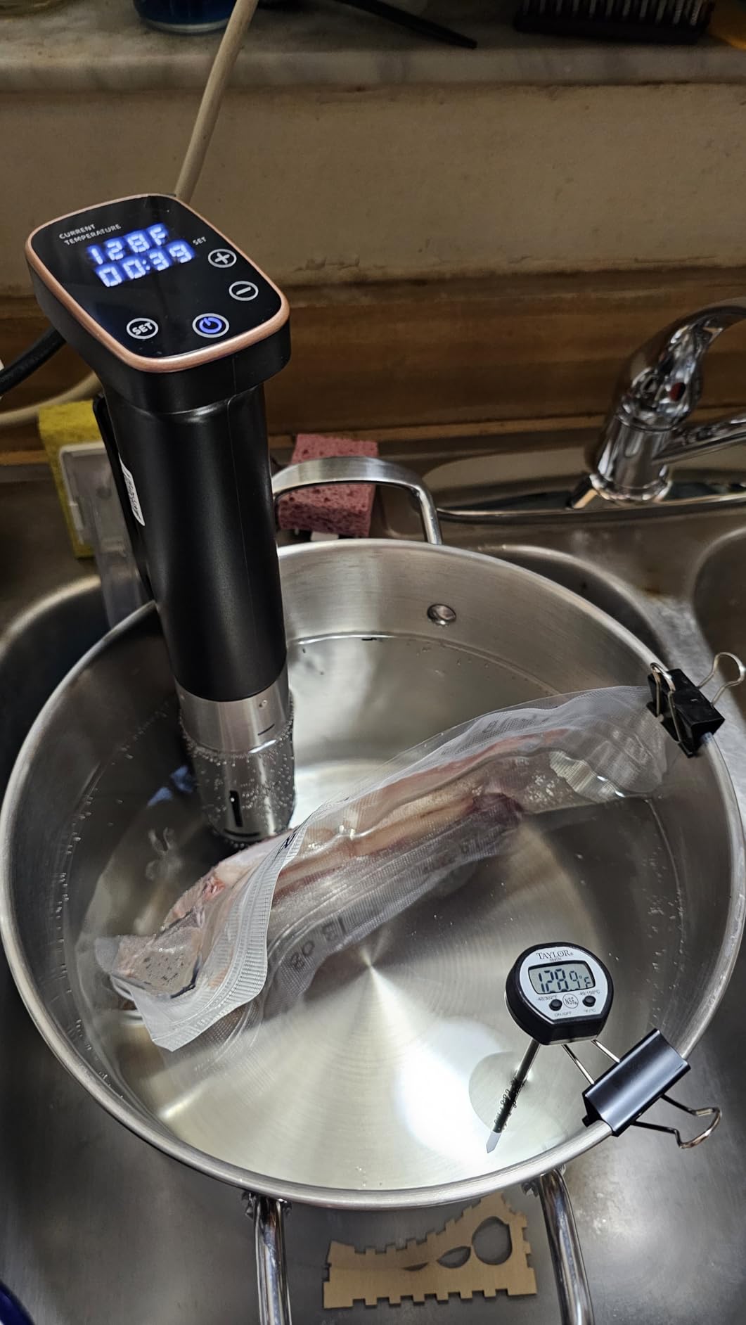Sous Vide Cooker, Sous Vide Machine 1100W, Immersion Circulator Precisional Cooker with Touch Control, Accurate Temperature, Ultra-quiet, IPX7 Waterproof customer photo 2