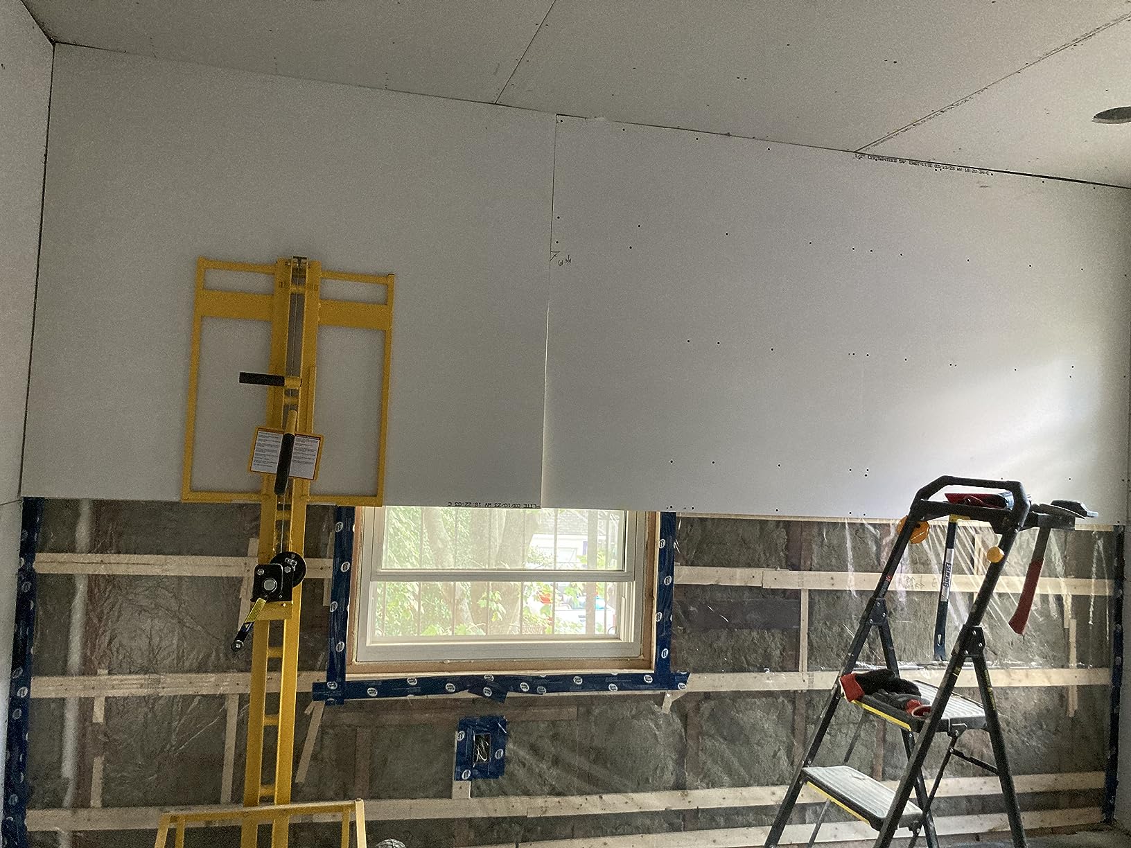 PANELLIFT® HANGPRO™ Drywall Lift for Walls Model 100, 10' 150 lbs Capacity, one Person Drywall Installation, sheetrock Installation, Hang Drywall, Easy Transport customer photo 2