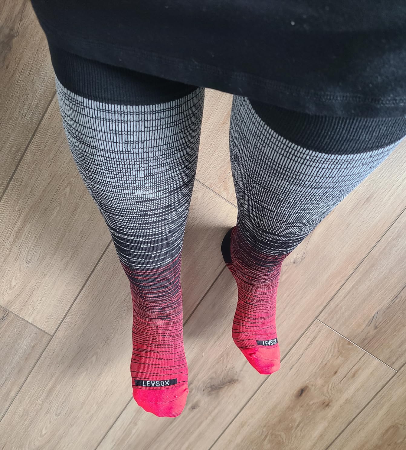 Plus Size Compression Socks for Women Men Wide Calf Extra Large 15-20 mmHg Knee High Sock for Nurses Pregnant Travel customer photo 2
