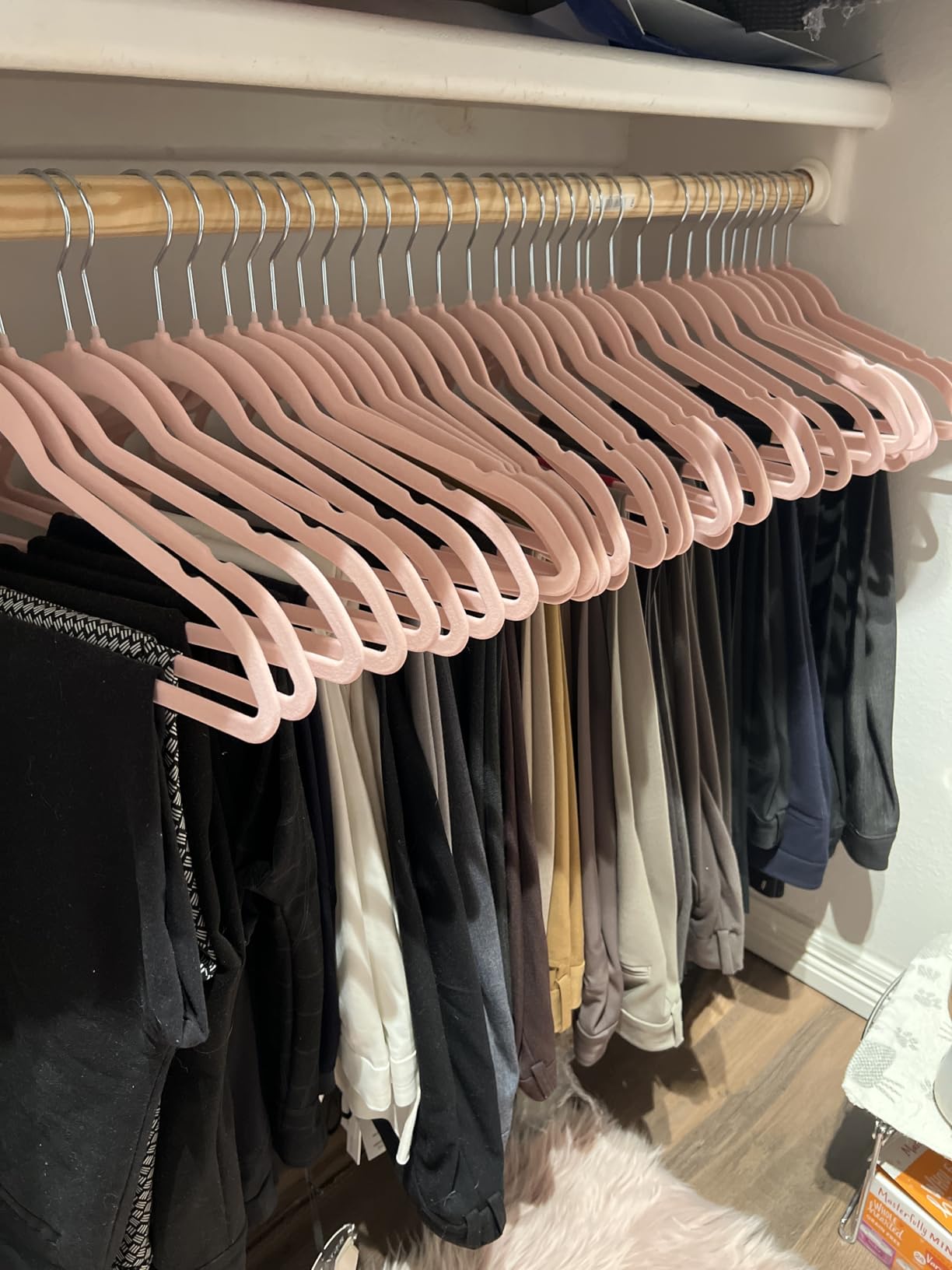 HOUSE DAY Premium Velvet Hangers 50 Pack Black, Non-Slip Flocked Felt Hangers, Sturdy Clothes Hangers with 360 Rotatable Hook, Heavy Duty Coat Hanger, Durable Slim Hanger for Closet Space Saving customer photo 2