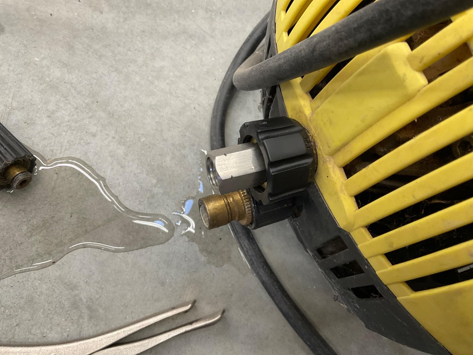 100FT Pressure Washer Sewer Jetter Kit, 5800 PSI Water Jet Drain Cleaner Hose with Corner Rotating Button Nose Nozzle, Sewer Jetting Nozzles Kit with Spanner Handle Strap customer photo 2