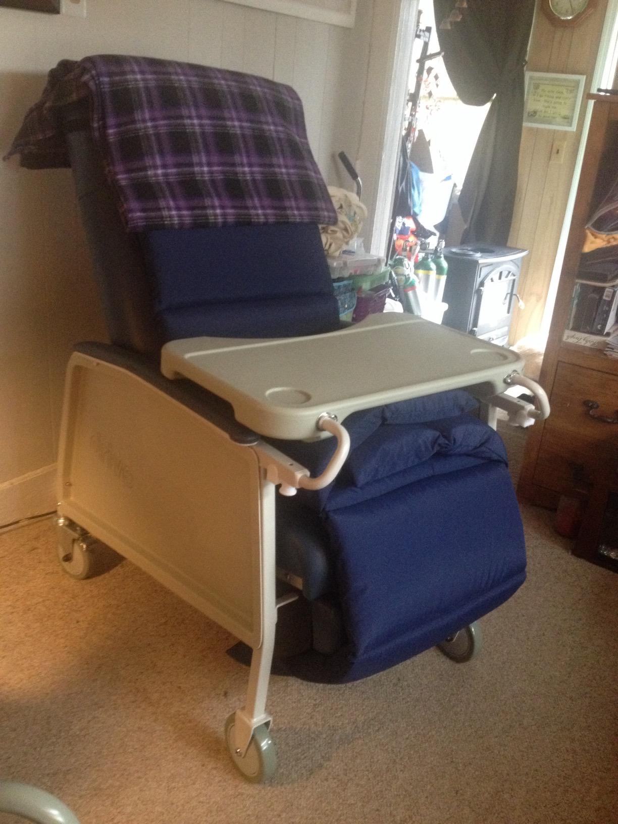 Drive Medical 3 Position Geri Chair Recliner, Reclining Chair with Armrests and Tray, Tan customer photo 1