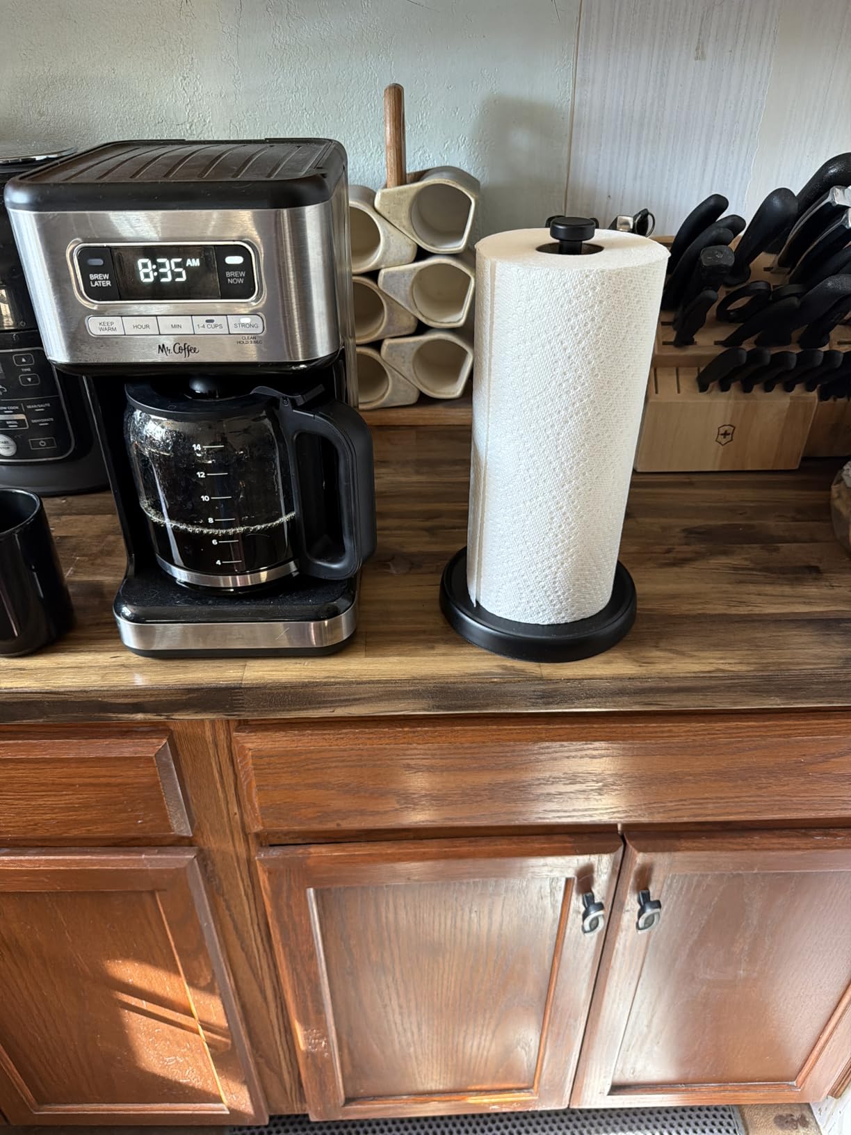 Paper Towel Holder Countertop, One-Handed Tear, Stainless Steel, Weighted Base, Black, Paper Towel Roll Holder Stand with Ratchet Mechanism for Kitchen Bathroom Farmhouse Essentials Decor Accessories customer photo 1