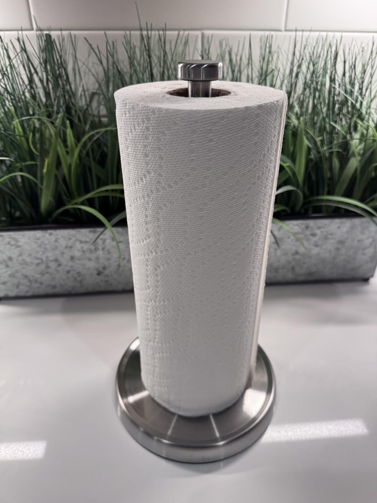 Paper Towel Holder Countertop, One-Handed Tear, Stainless Steel, Weighted Base, Black, Paper Towel Roll Holder Stand with Ratchet Mechanism for Kitchen Bathroom Farmhouse Essentials Decor Accessories customer photo 2
