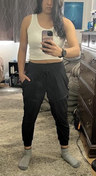 Womens Lightweight Hiking Pants Water Resistant Quick Dry Joggers with 5 Zipper Pockets UPF 50+ for Travel Hiking customer photo 1