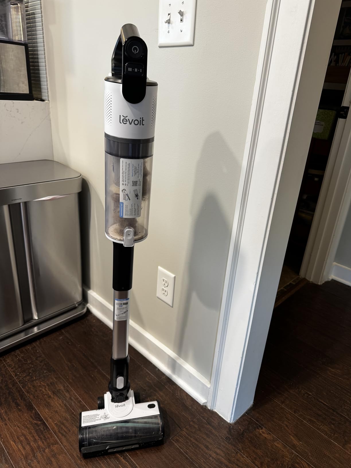 LEVOIT Cordless Vacuum Cleaner LVAC-200, Tangle-Resistant Design, Up to 50 Minutes, Lightweight customer photo 1