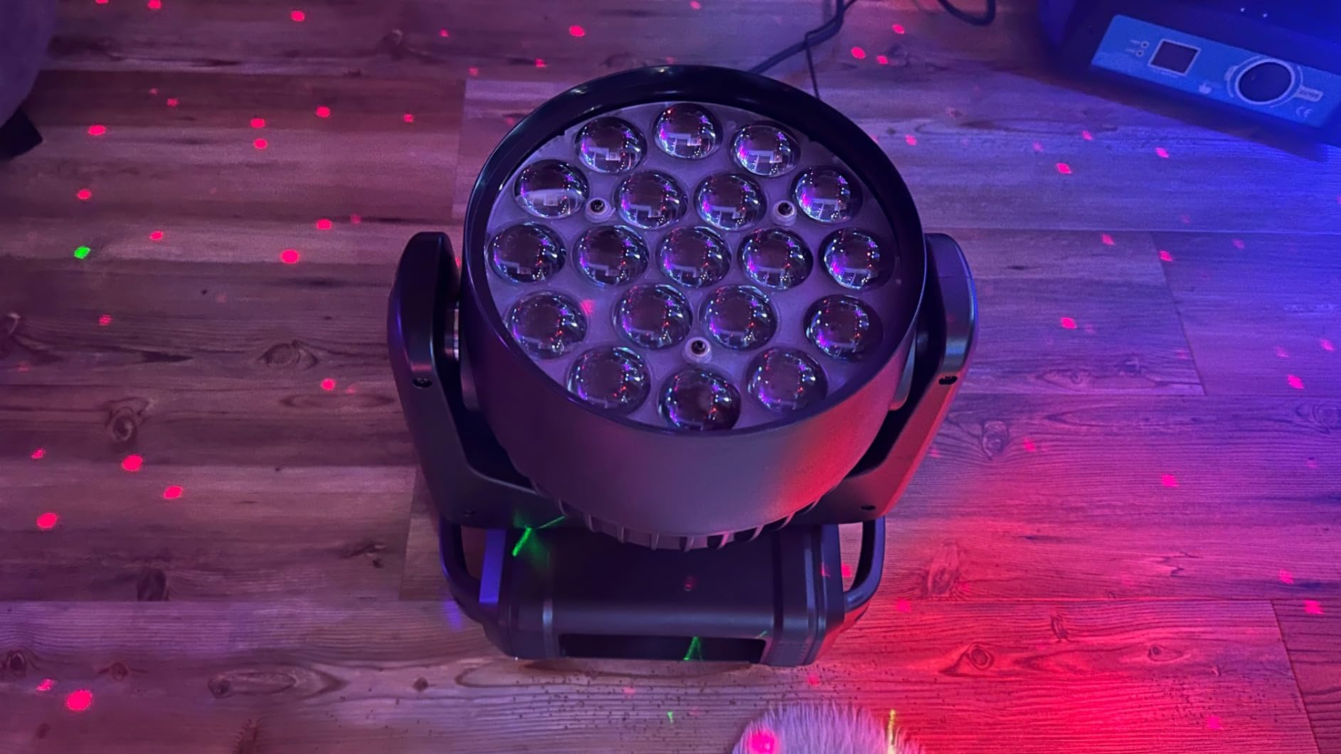 LED Moving Head Light 19x15W Beam/Wash/Zoom Effect, RGBW 4in1 Stage Lights Professional Auto, DMX512,Sound Activated and Self-propelled Control DJ Lights for Music Party Disco Wedding customer photo 1