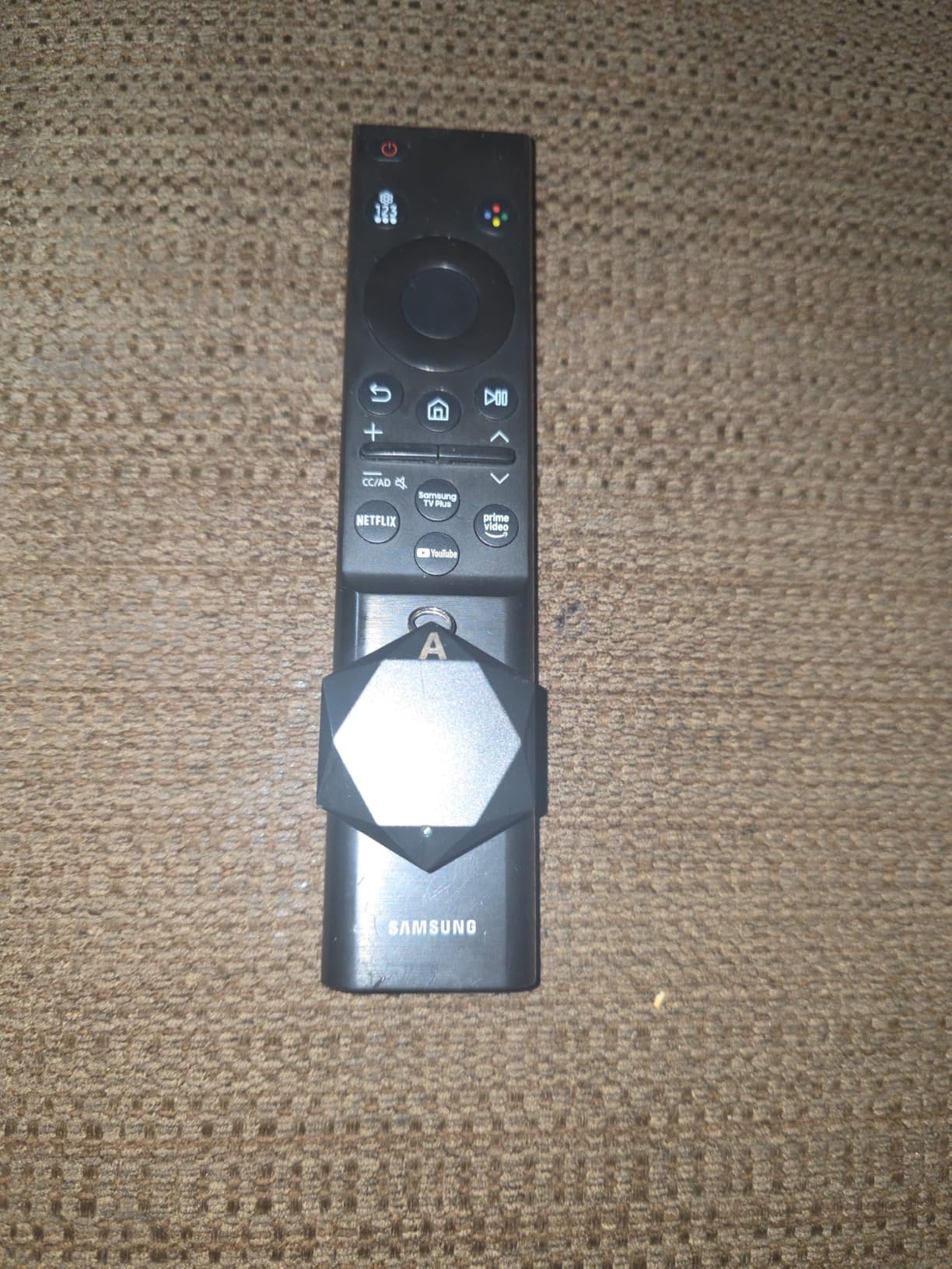 Key Finder 1 Transmitter 4 Receivers, 80dB+ Wireless Item Locator 164ft Range for Keys Remote Pet Collar Luggage, No App or Bluetooth, Easy for Elderly & Kids customer photo 2