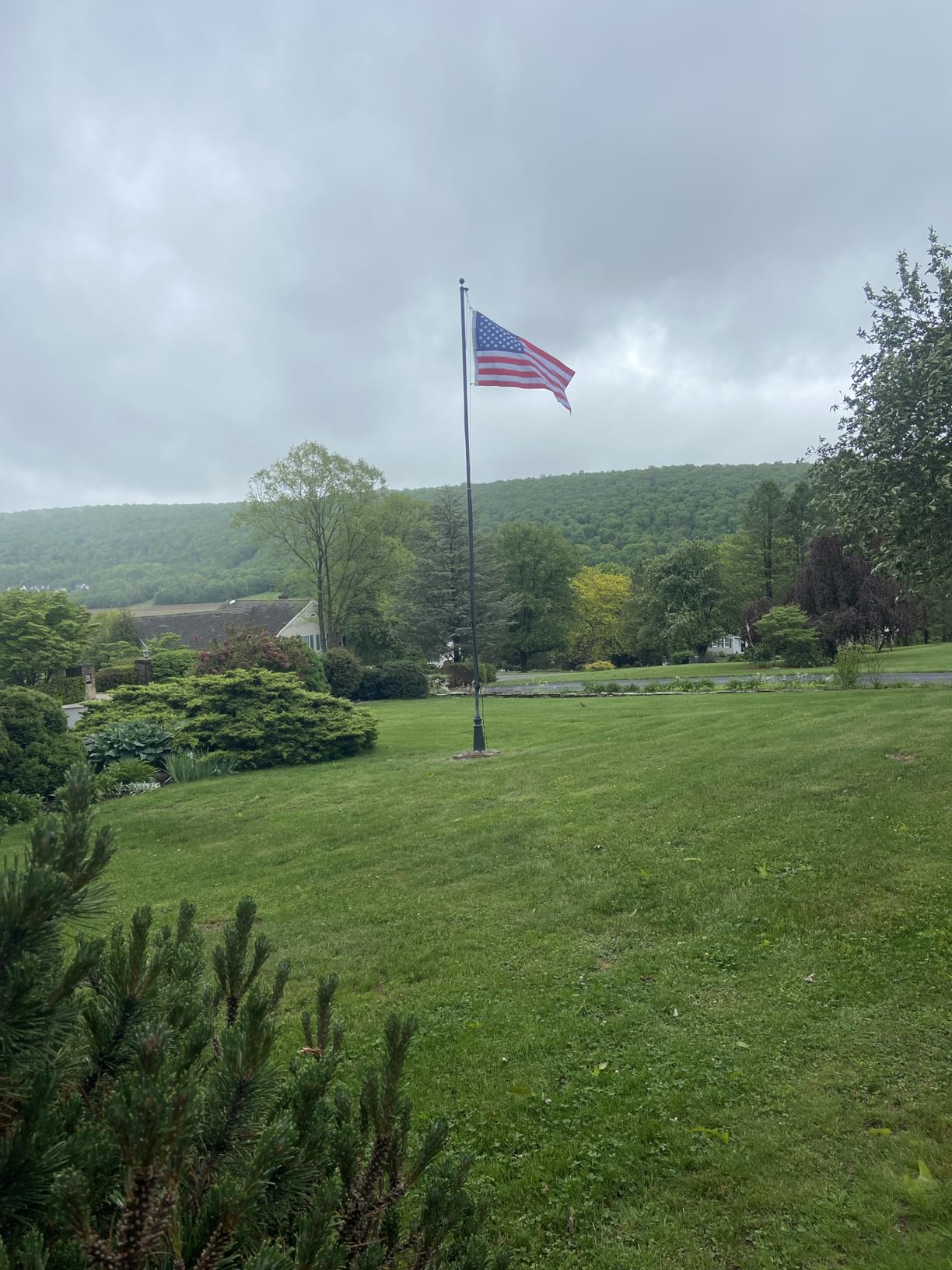 Heavy Duty 25 FT Flag Pole, Unbending 100MPH Wind Resistance, 95HBW Hard Aerospace Aluminum, In-Ground Flagpole Kit for Outside House customer photo 2
