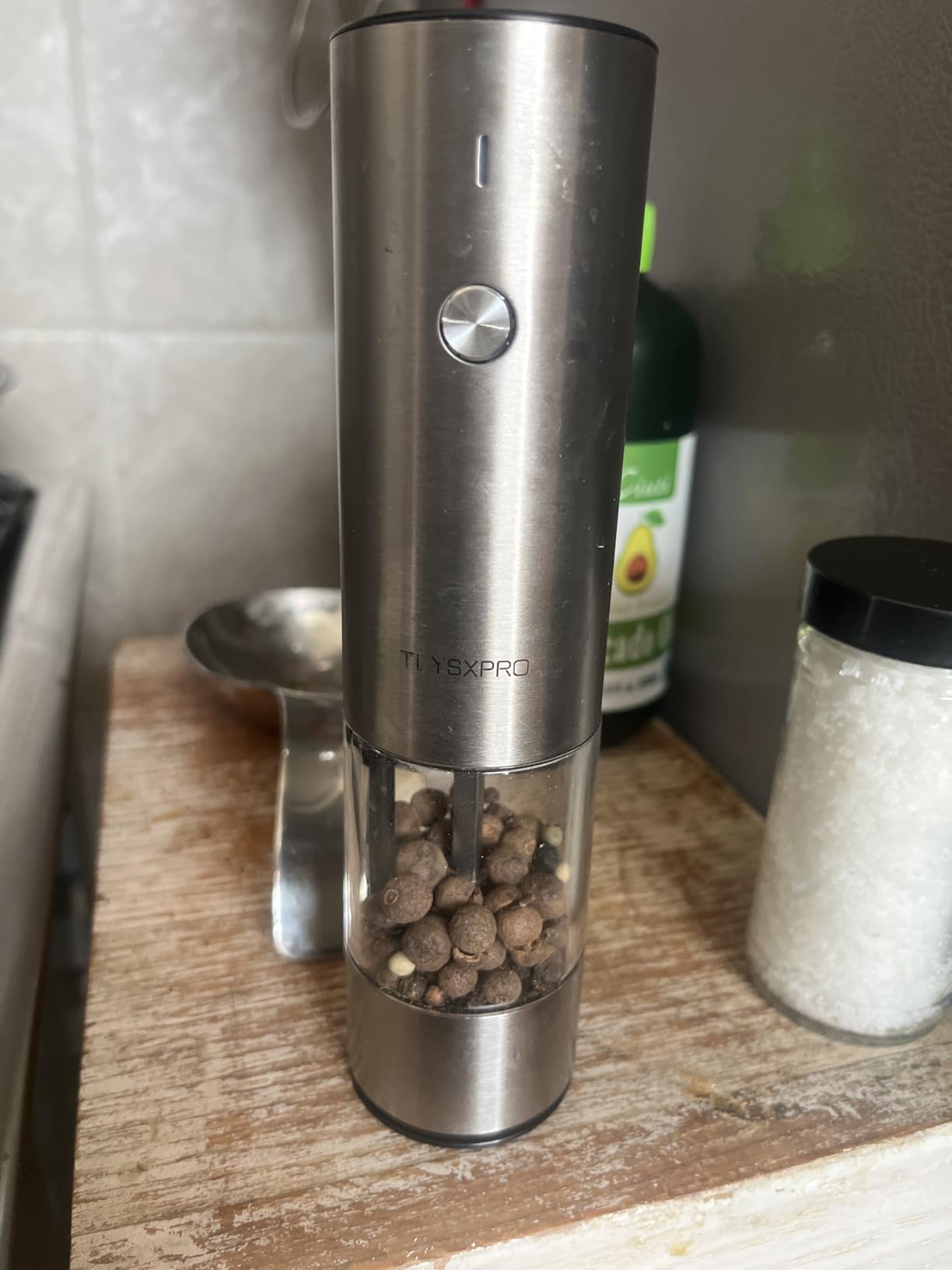Electric Salt and Pepper Grinder, USB Rechargeable, Automatic Salt and Pepper Shaker, Adjustable Coarseness, Electric Pepper Mill, LED Light, Refillable, Kitchen Gadgets (Sage) customer photo 2