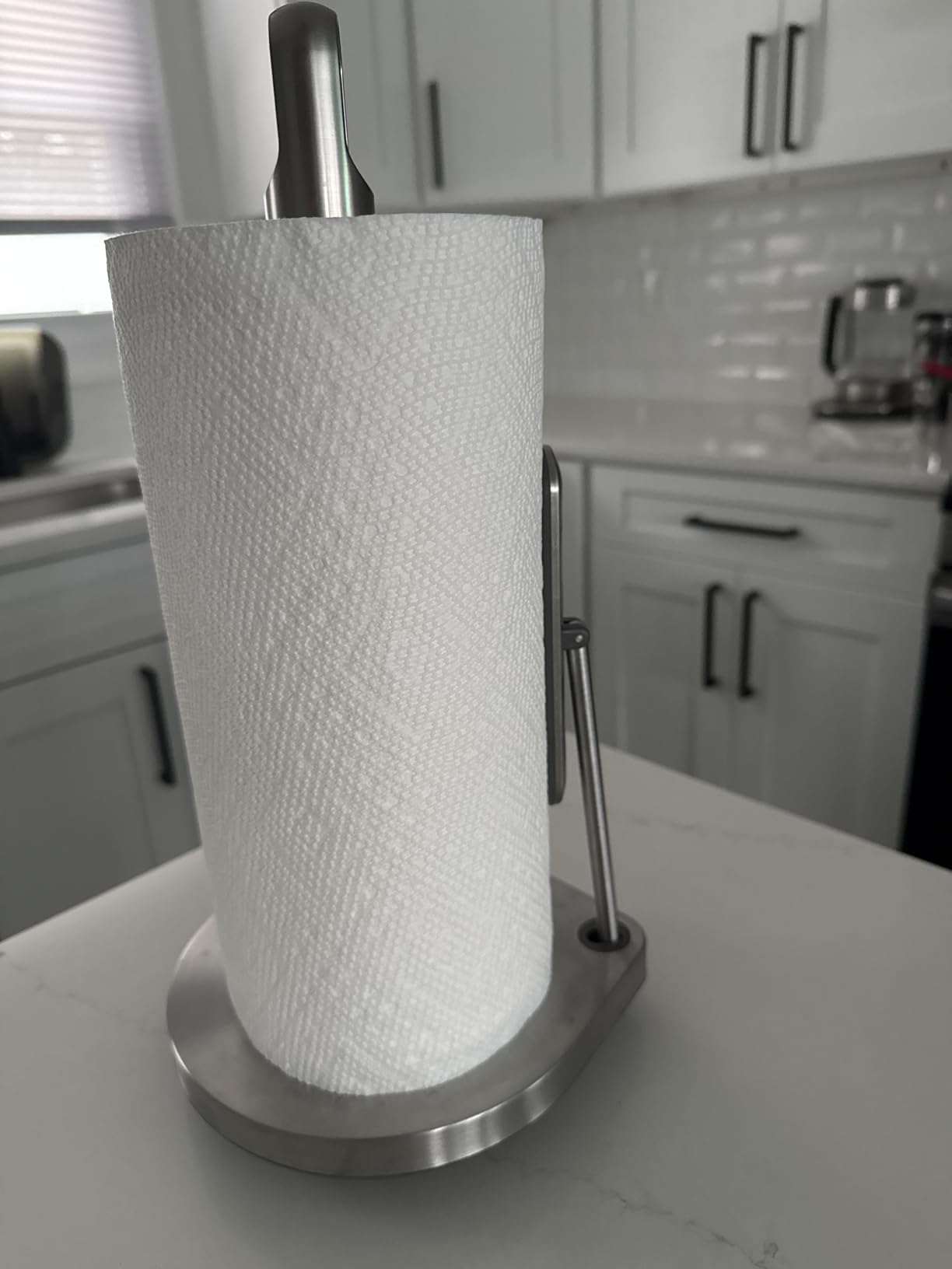 simplehuman Tension Arm Countertop Paper Towel Holder, Easy One-Handed Tear, Standing Weighted Base with Finger Loop, Heavy Duty, Brass Stainless Steel customer photo 2