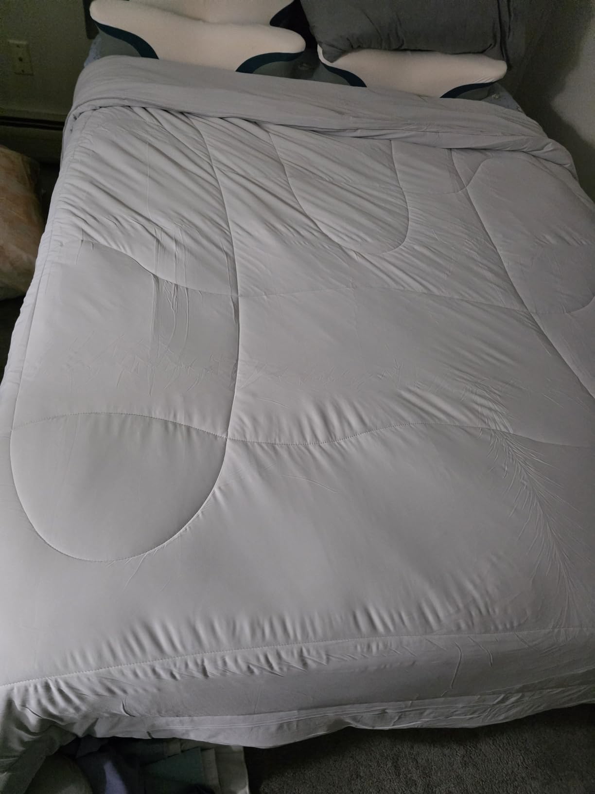 Bedsure Cooling Comforter Queen Size - Cooling Blankets for Hot Sleepers, Lightweight Comforter for Summer with Dual-Sided Cool Tech customer photo 1